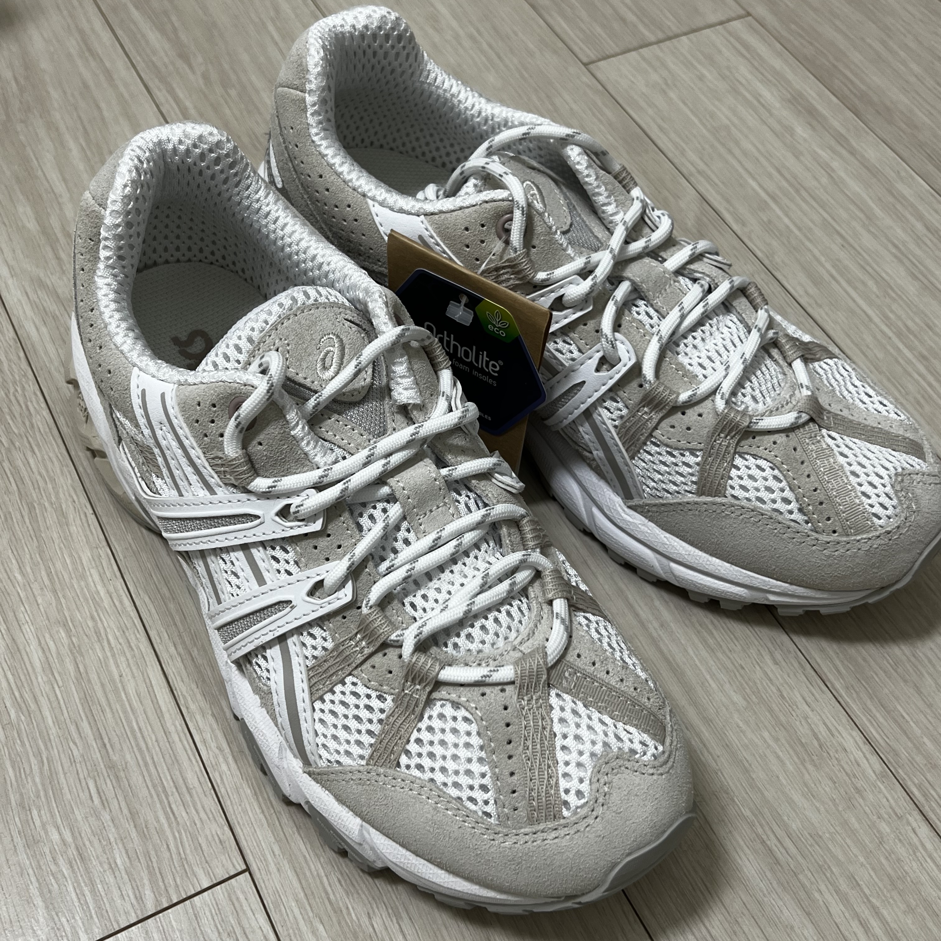 (W) Asics Gel-Sonoma 15-50 White Oatmeal 착용 스타일 - 1
