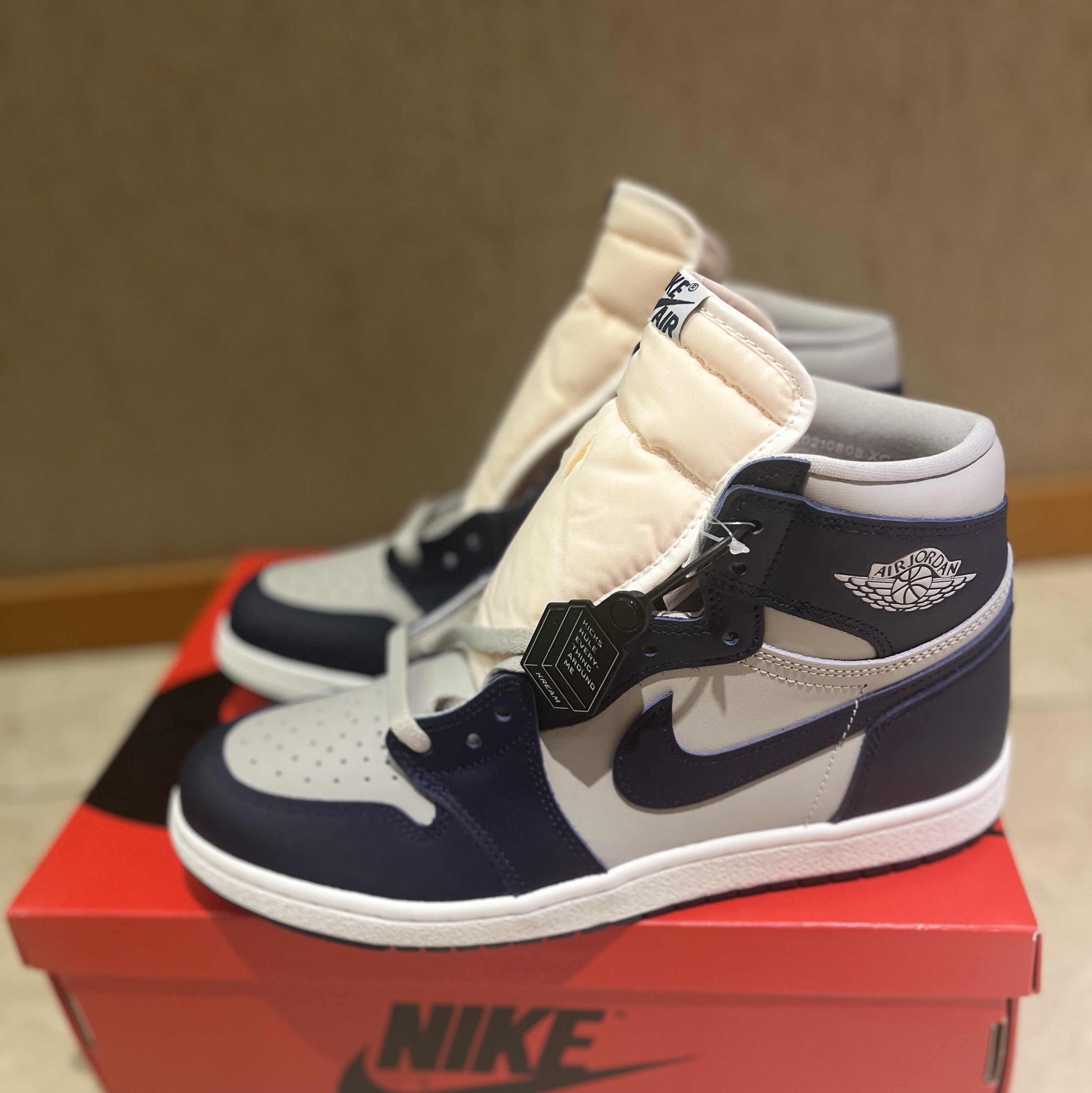 Jordan 1 High 85 College Navy 착용 스타일