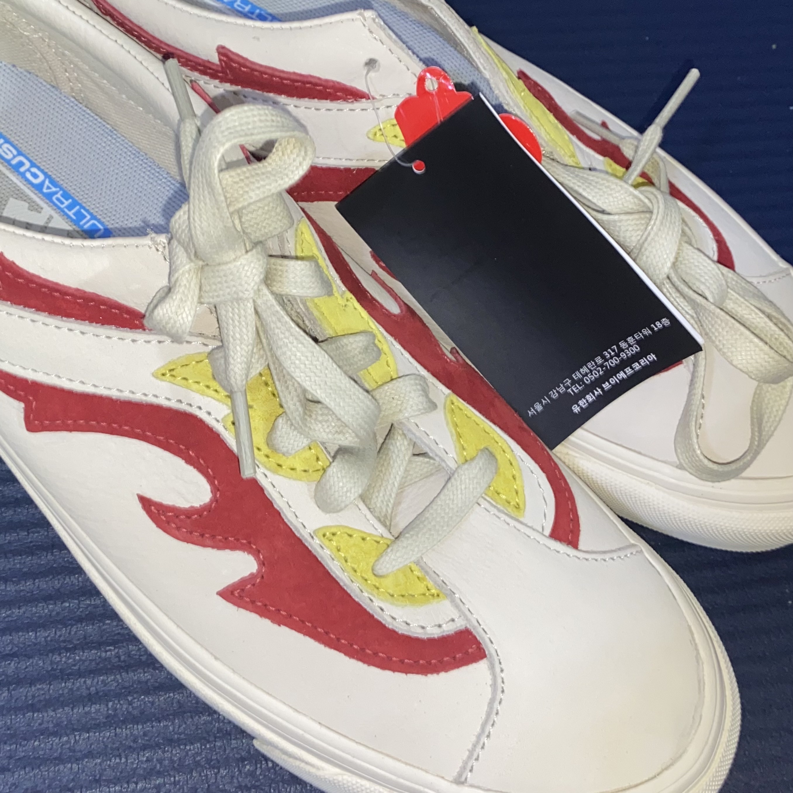 Vans Bold Ni Ft Flamethrower White, Vans Old Skool Flame Black 2017 착용 스타일 - 2
