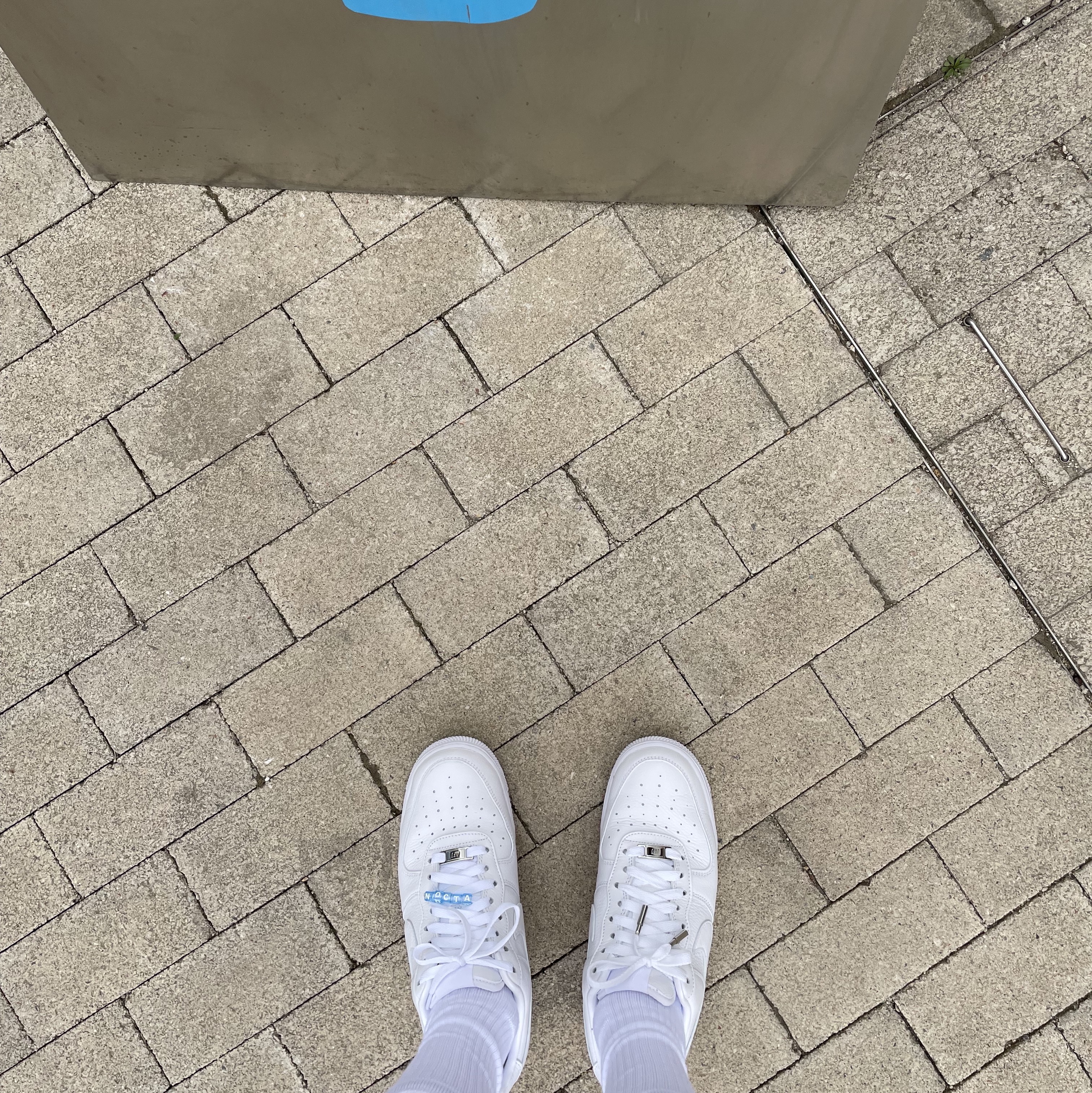 Nike x Drake Nocta Air Force 1 Low SP Certified Lover Boy White, Nike x Drake Nocta NRG CL Socks White 착용 스타일 - 2