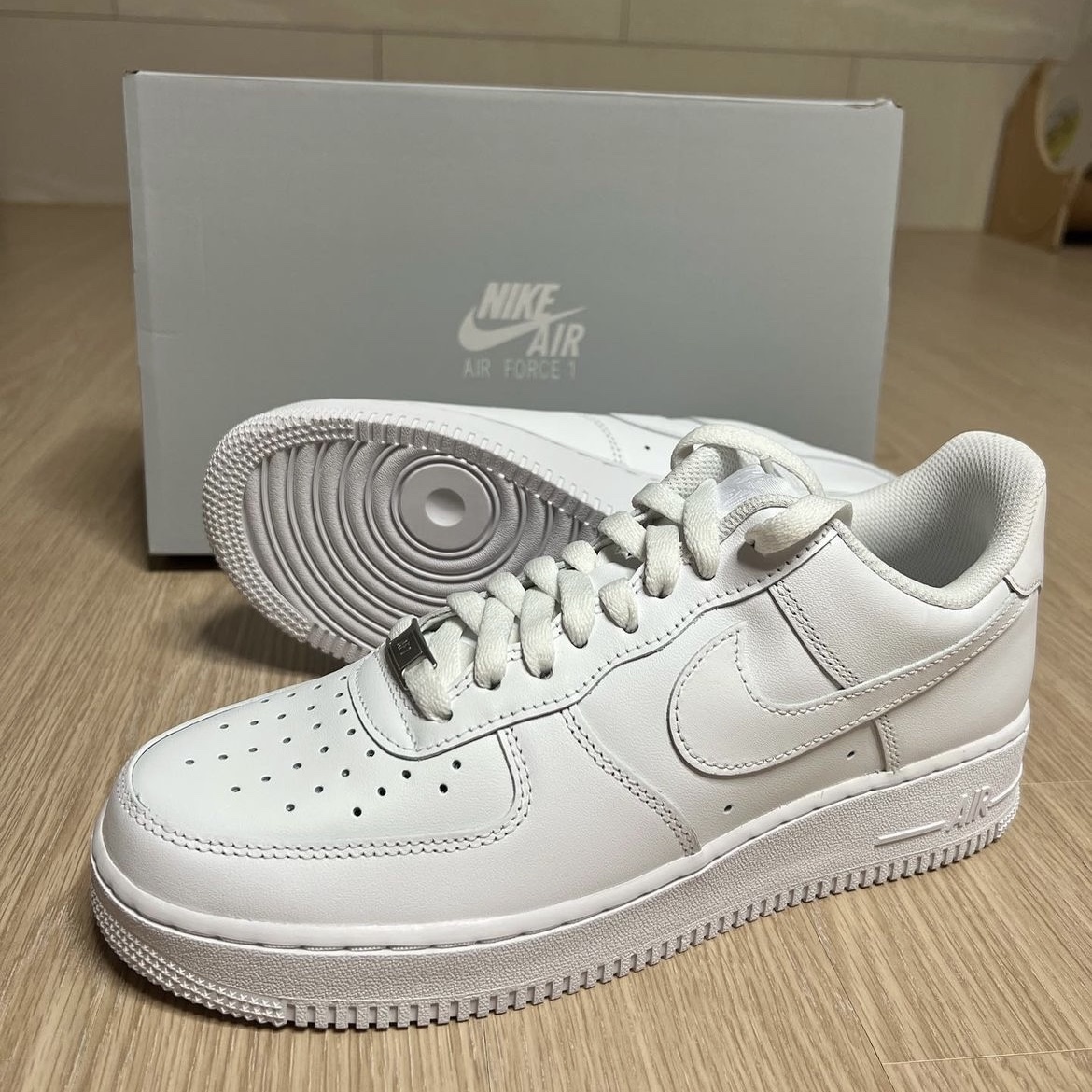 Nike Air Force 1 '07 Low White 착용 스타일