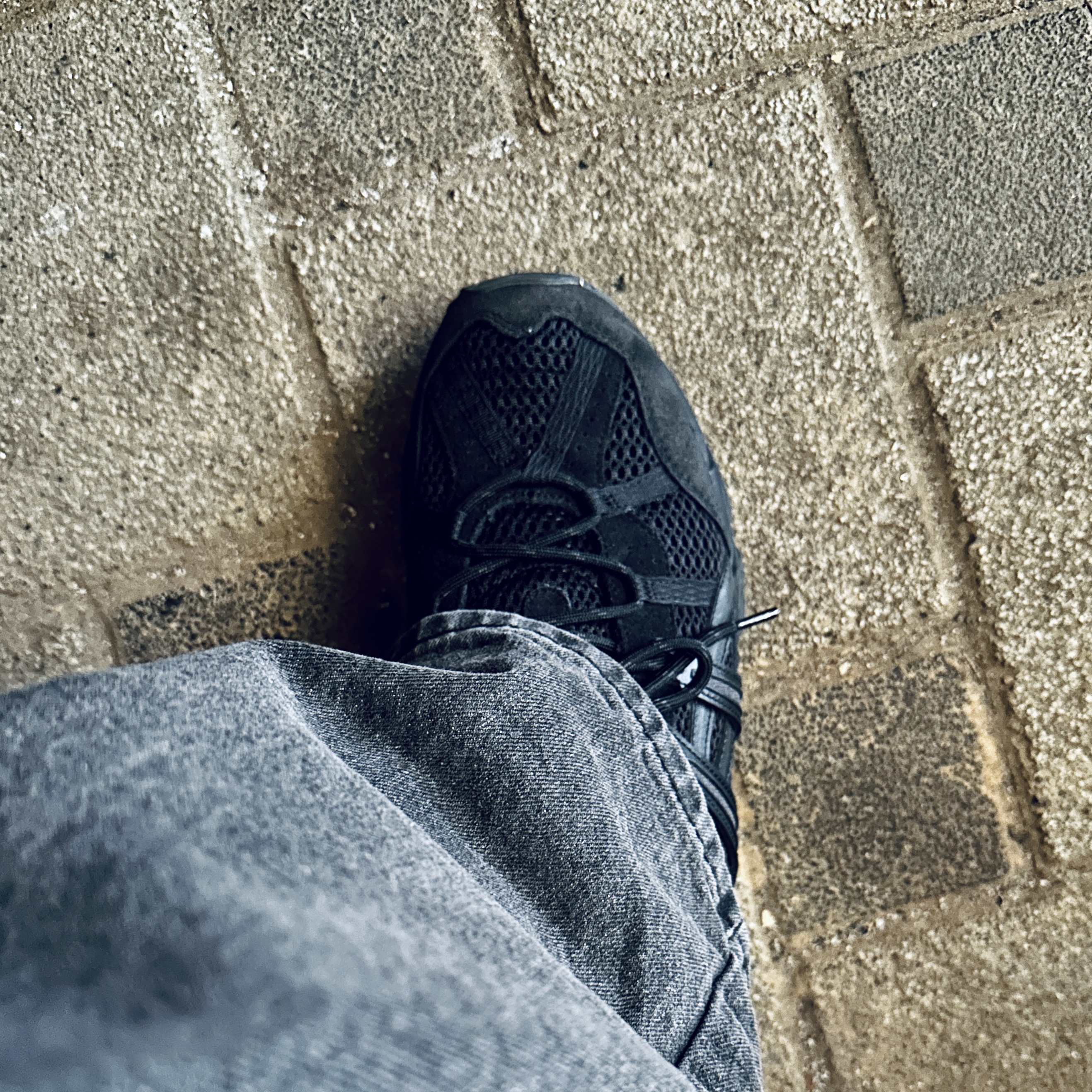 Asics Gel-Sonoma 15-50 Black 착용 스타일