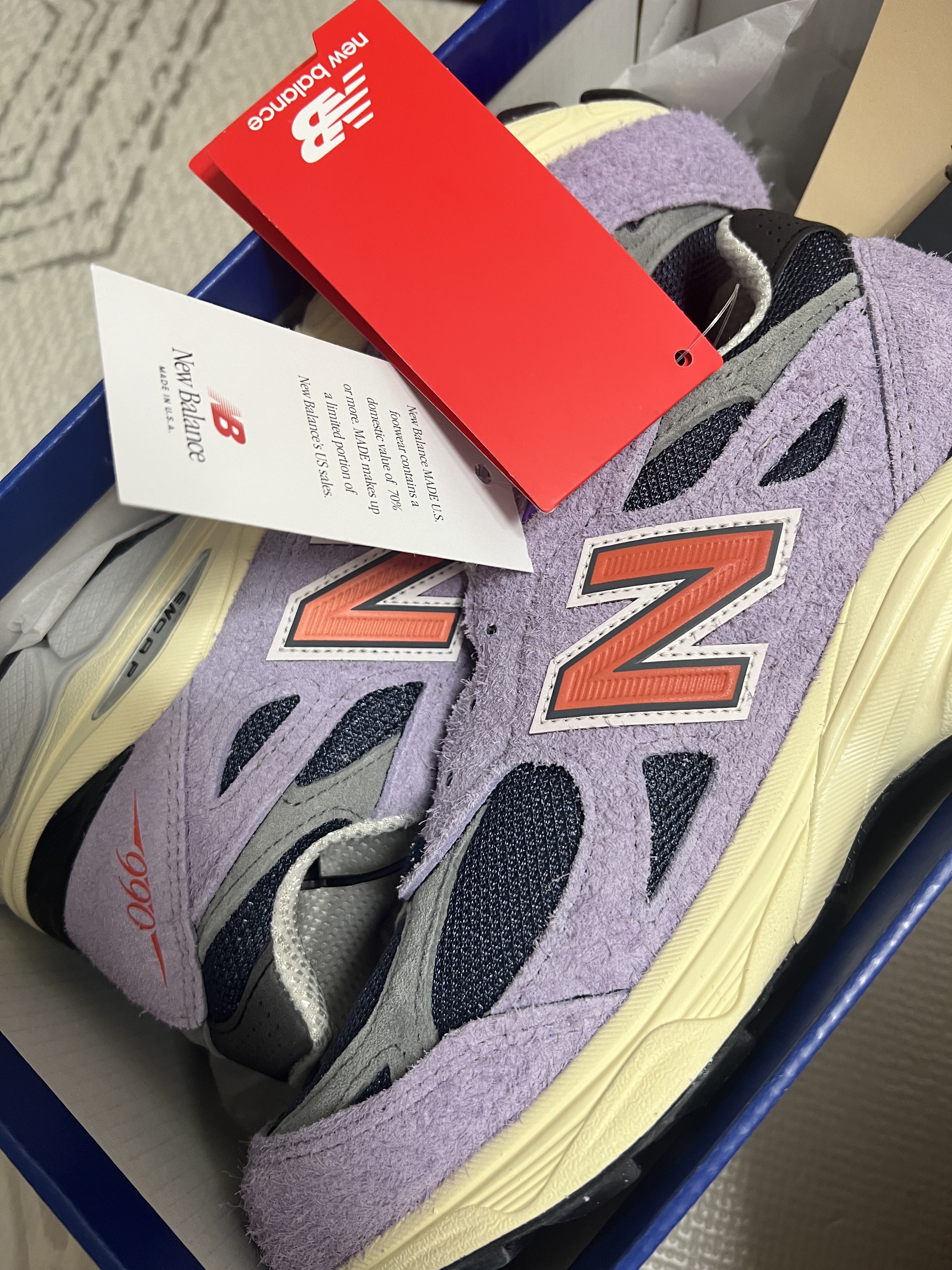 New Balance 990v3 Made in USA Raw Amethyst 착용 스타일