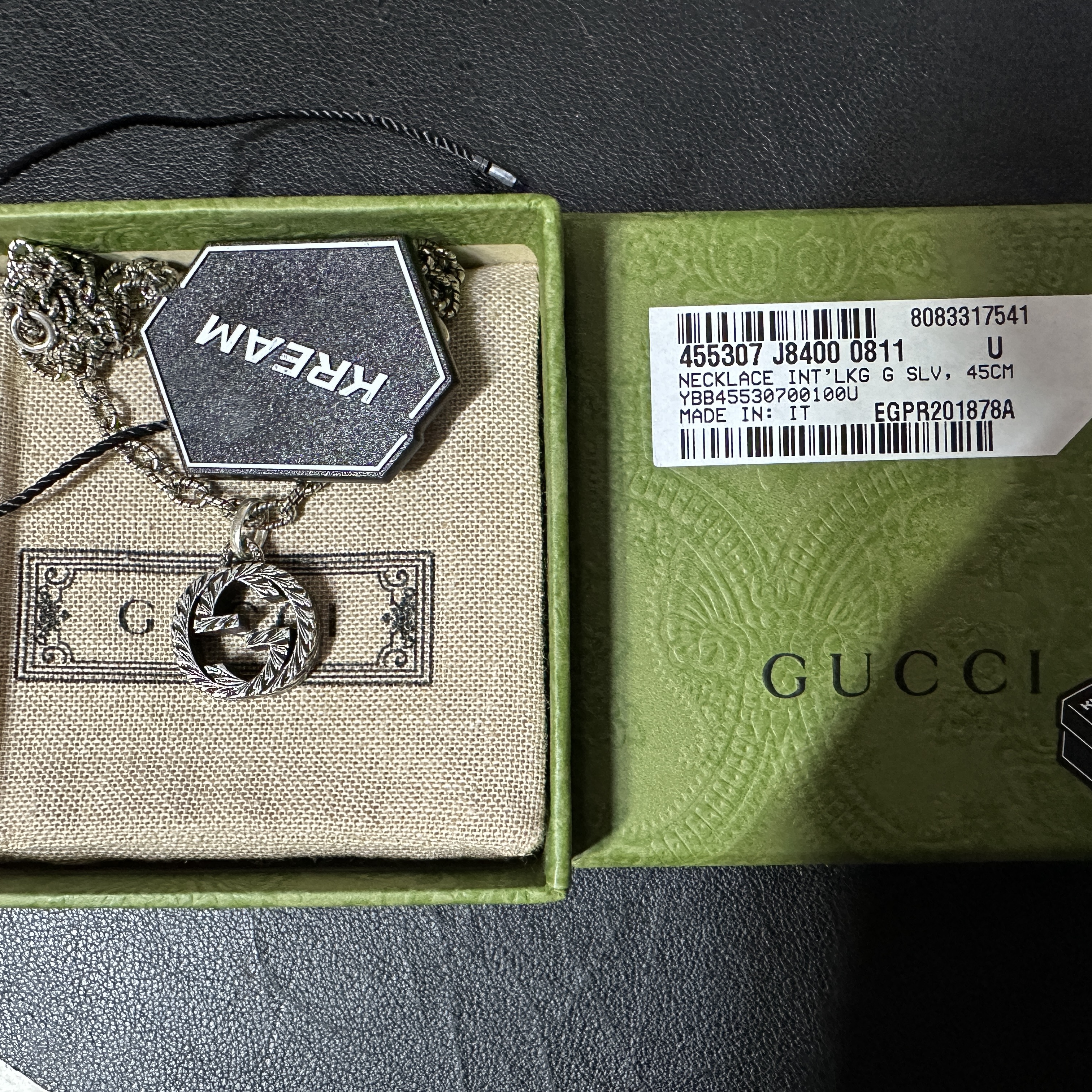 Gucci Interlocking G Pendant Necklace Silver 착용 스타일