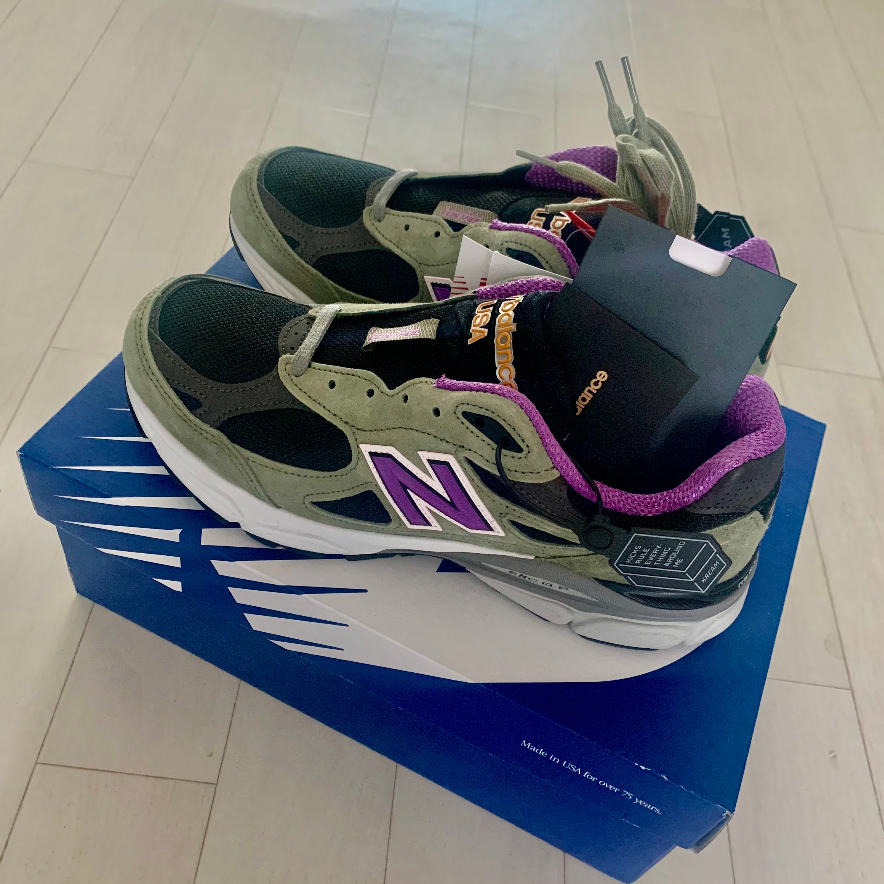 New Balance 990v3 Made in USA Olive Leaf Black 착용 스타일