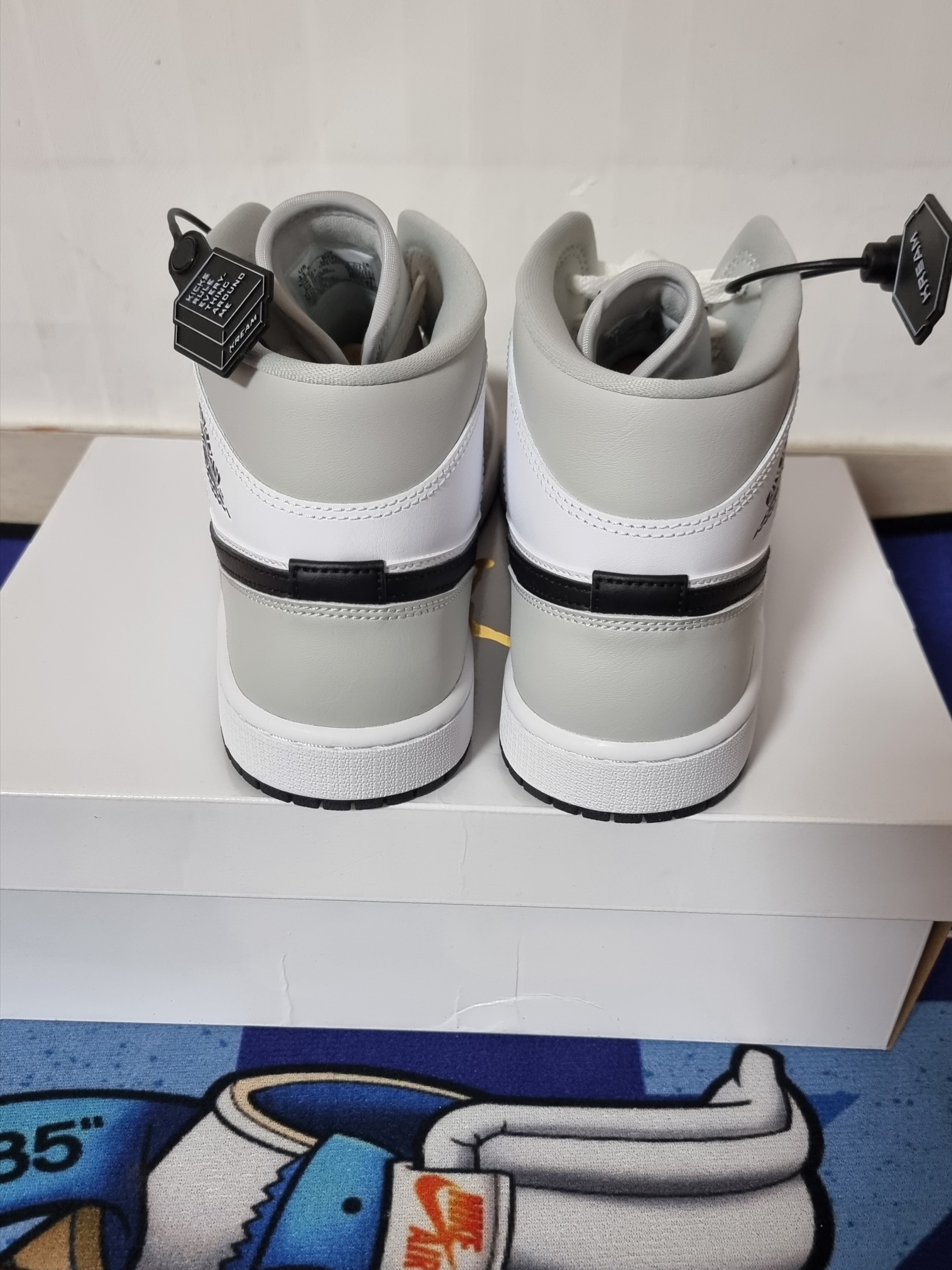 (W) Jordan 1 Mid Grey Fog 착용 스타일 - 4