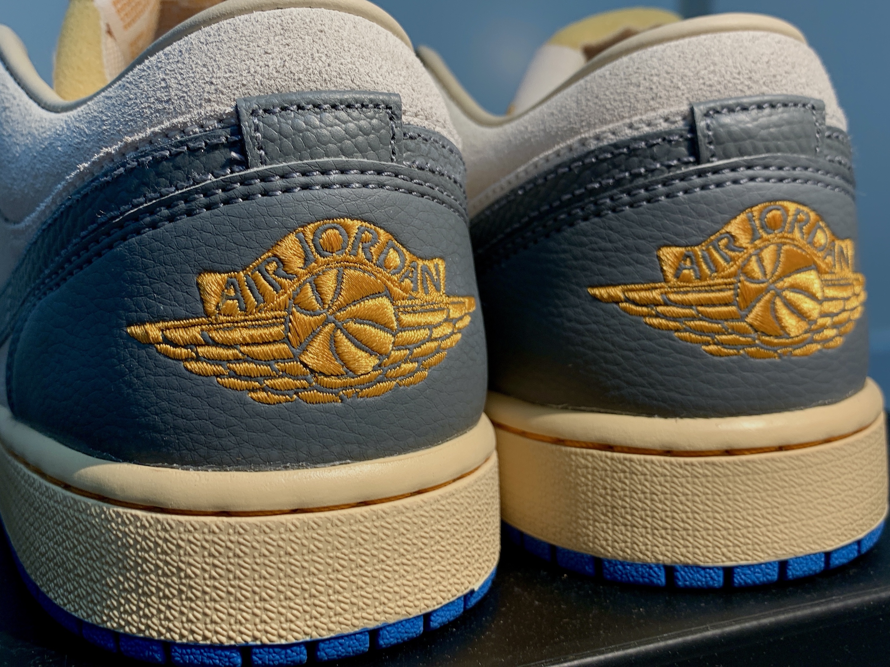 Jordan 1 Low SE Tokyo 96 착용 스타일 - 1