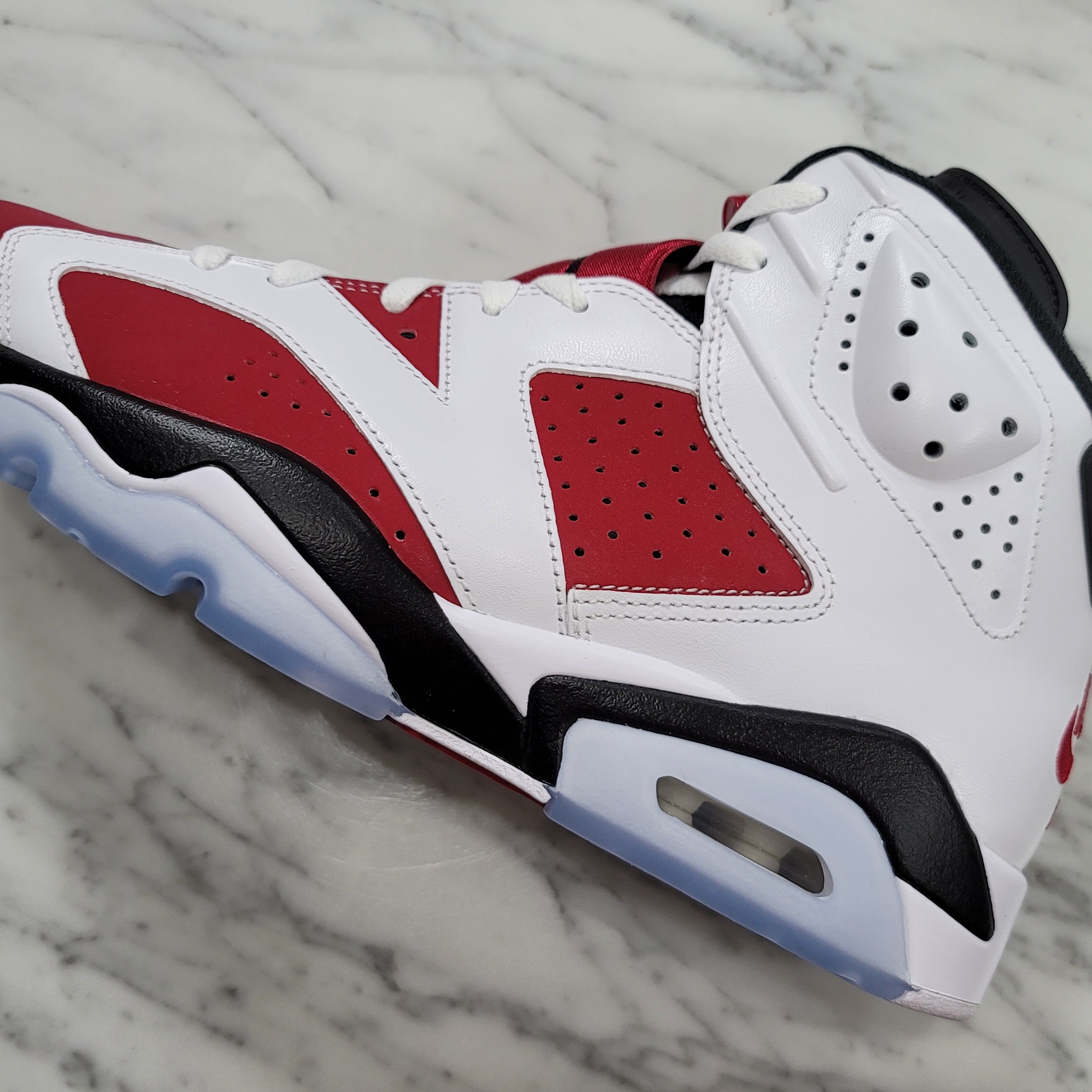 Jordan 6 Retro Carmine 2021 착용 스타일