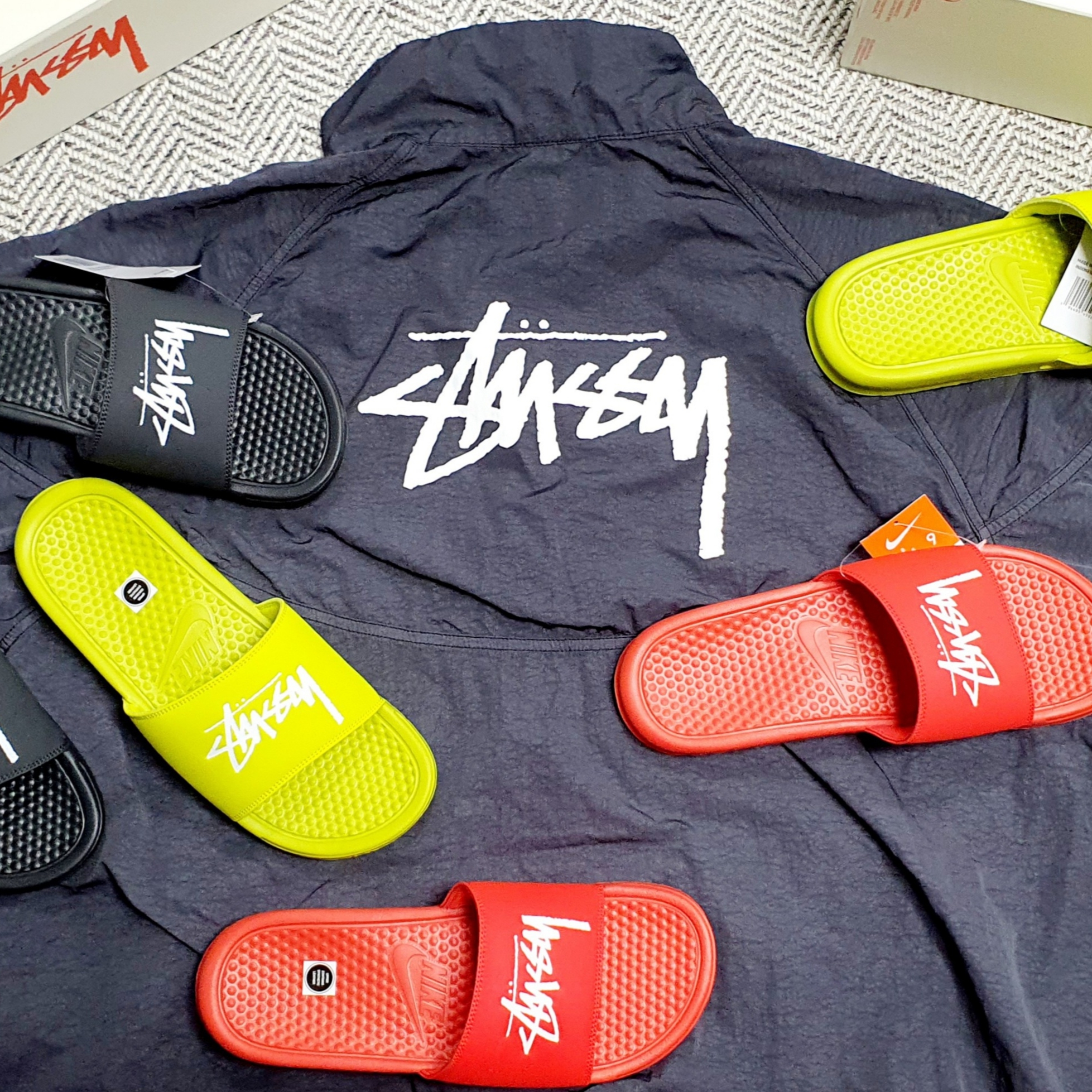 Nike x Stussy Benassi Slide Off Noir 착용 스타일