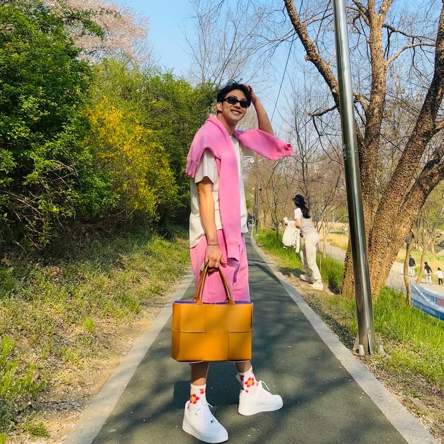 Nike x Drake Nocta Air Force 1 Low SP Certified Lover Boy White 착용 스타일