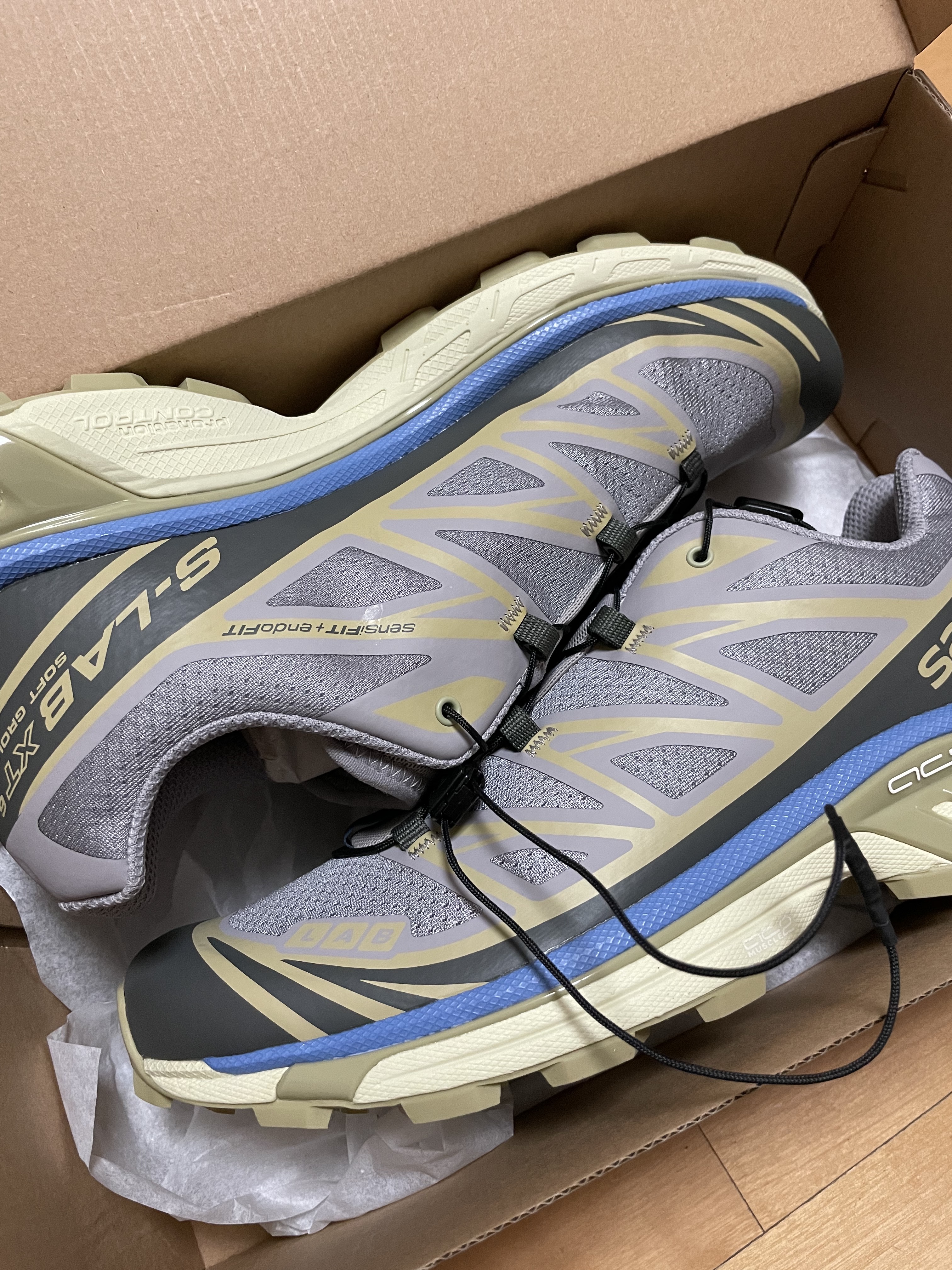 Salomon XT-6 Granada Sky Gray Green 착용 스타일