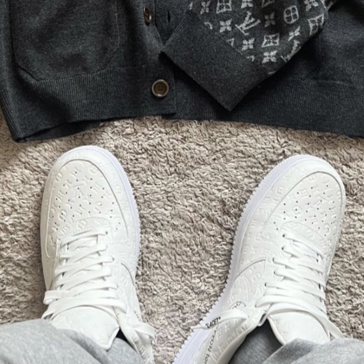 Louis Vuitton x Nike Air Force 1 Low by Virgil Abloh White 착용 스타일