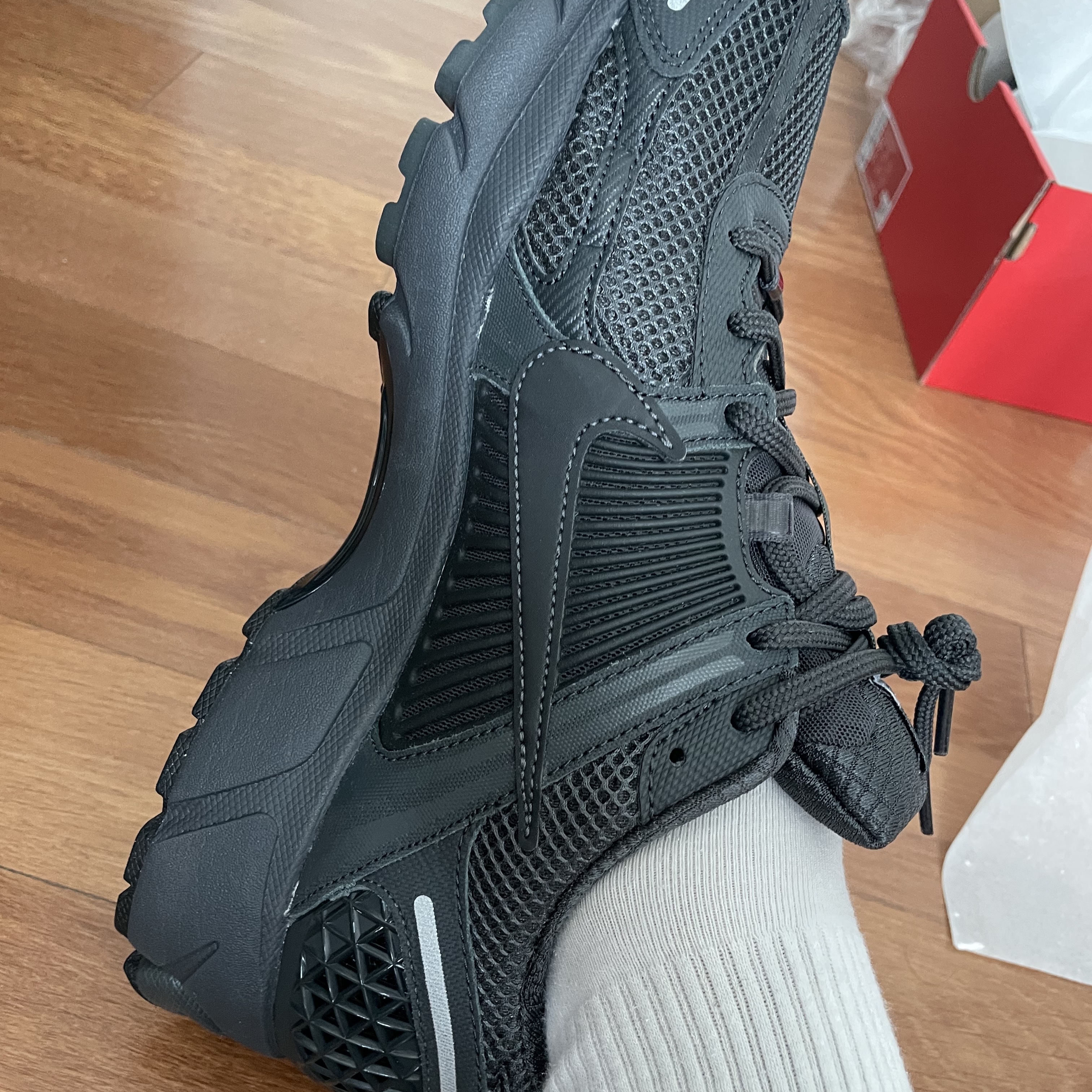 Nike Zoom Vomero 5 SP Anthracite 2023 착용 스타일