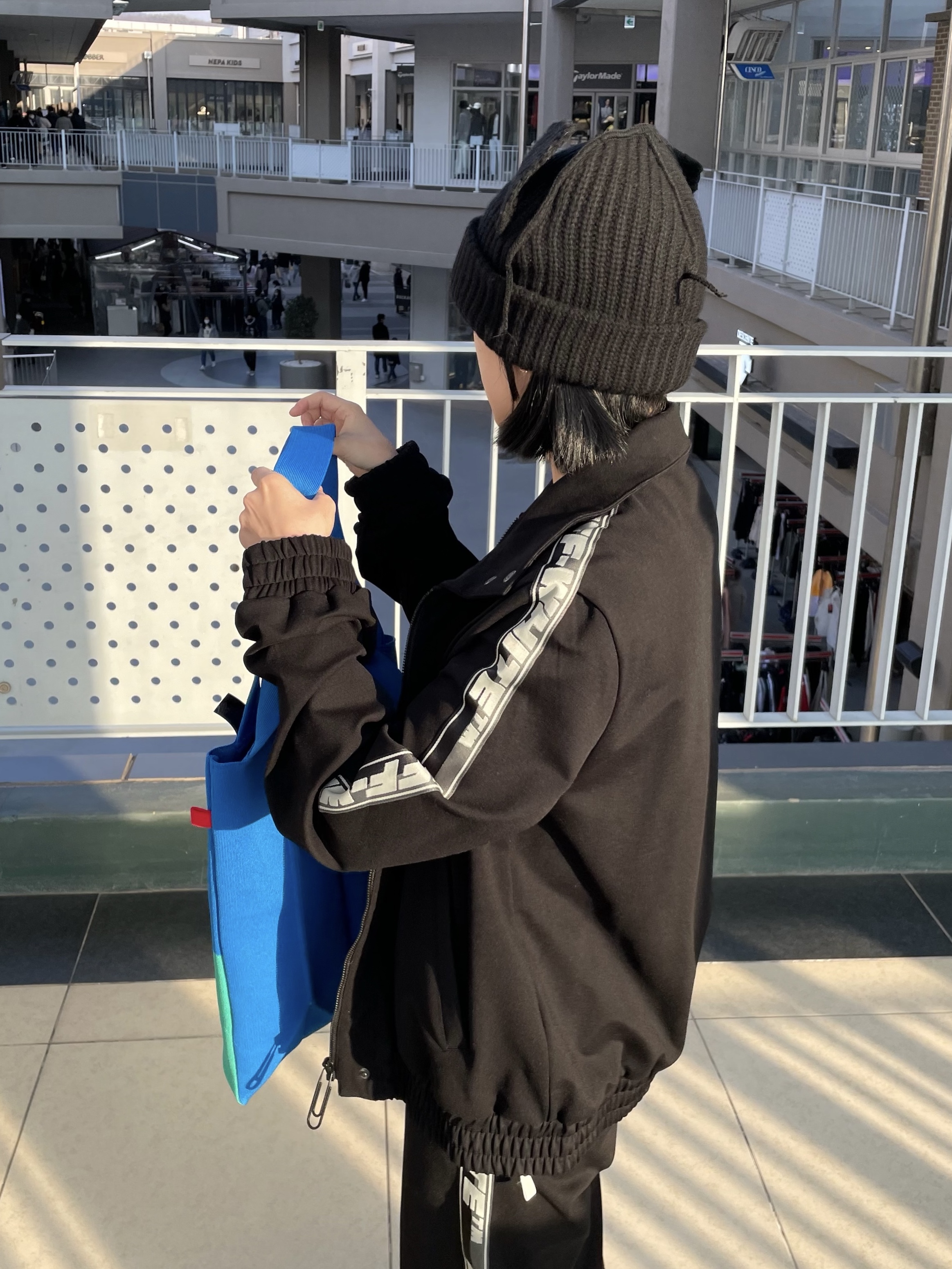 Nike x Peaceminusone Air Force 1 Low Para-Noise 2.0, Charles Jeffrey Loverboy Chunky Ears Beanie Black 착용 스타일 - 3