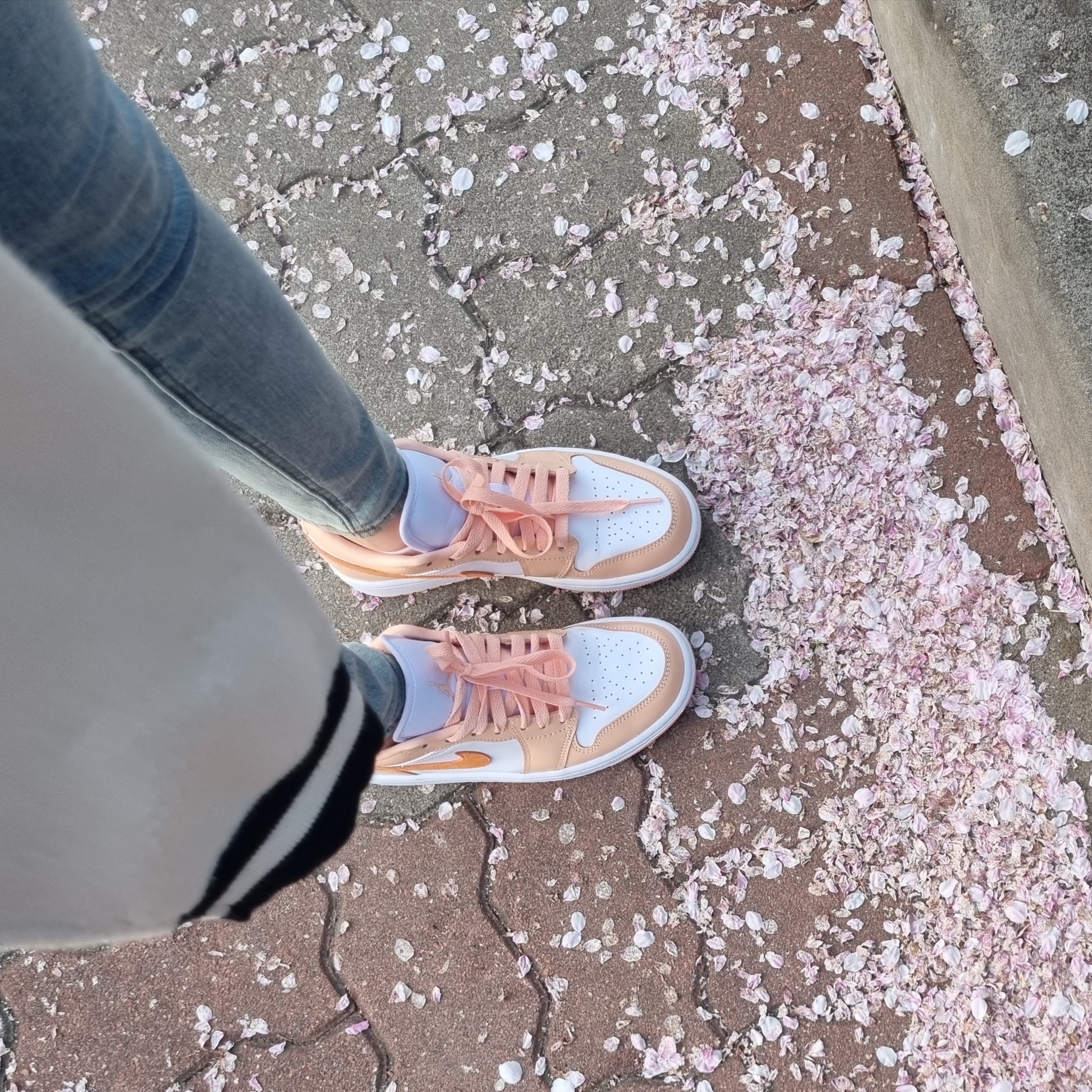 (W) Jordan 1 Low Sunset Haze 착용 스타일