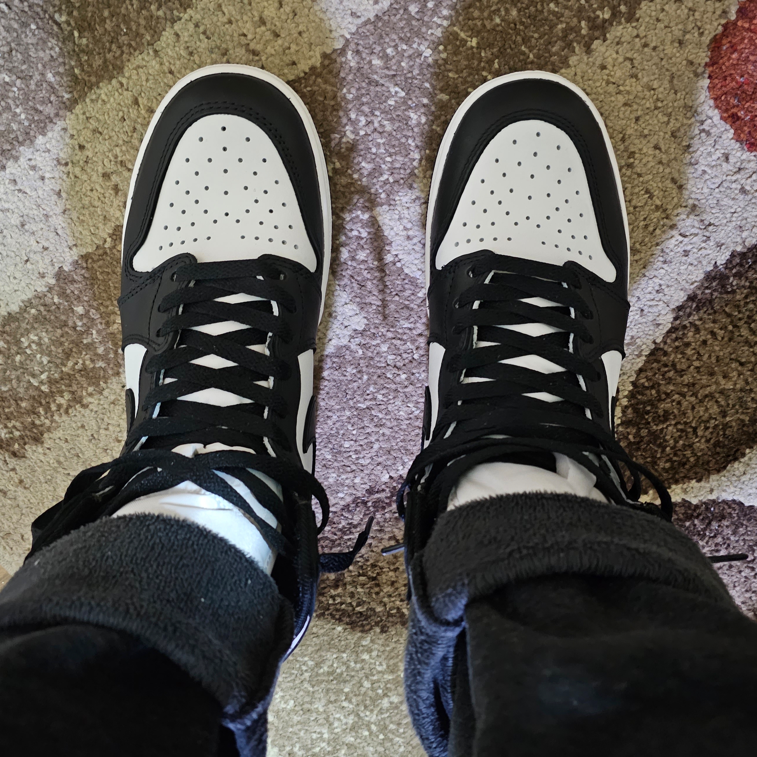 Jordan 1 High 85 Black White 착용 스타일
