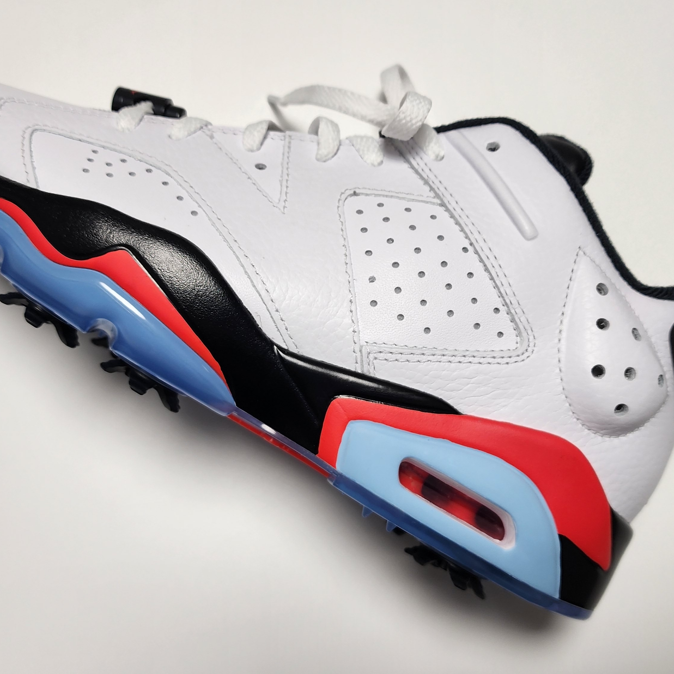 Jordan 6 Retro Low Golf White Infrared 23 착용 스타일