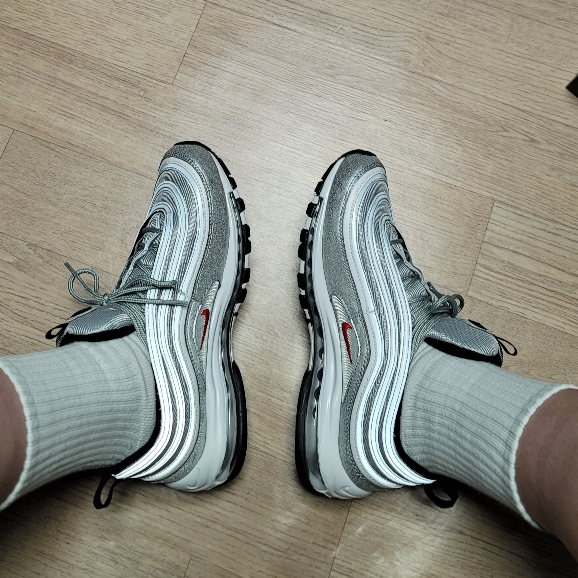 Nike Air Max 97 OG Silver Bullet 2022 착용 스타일 - 2