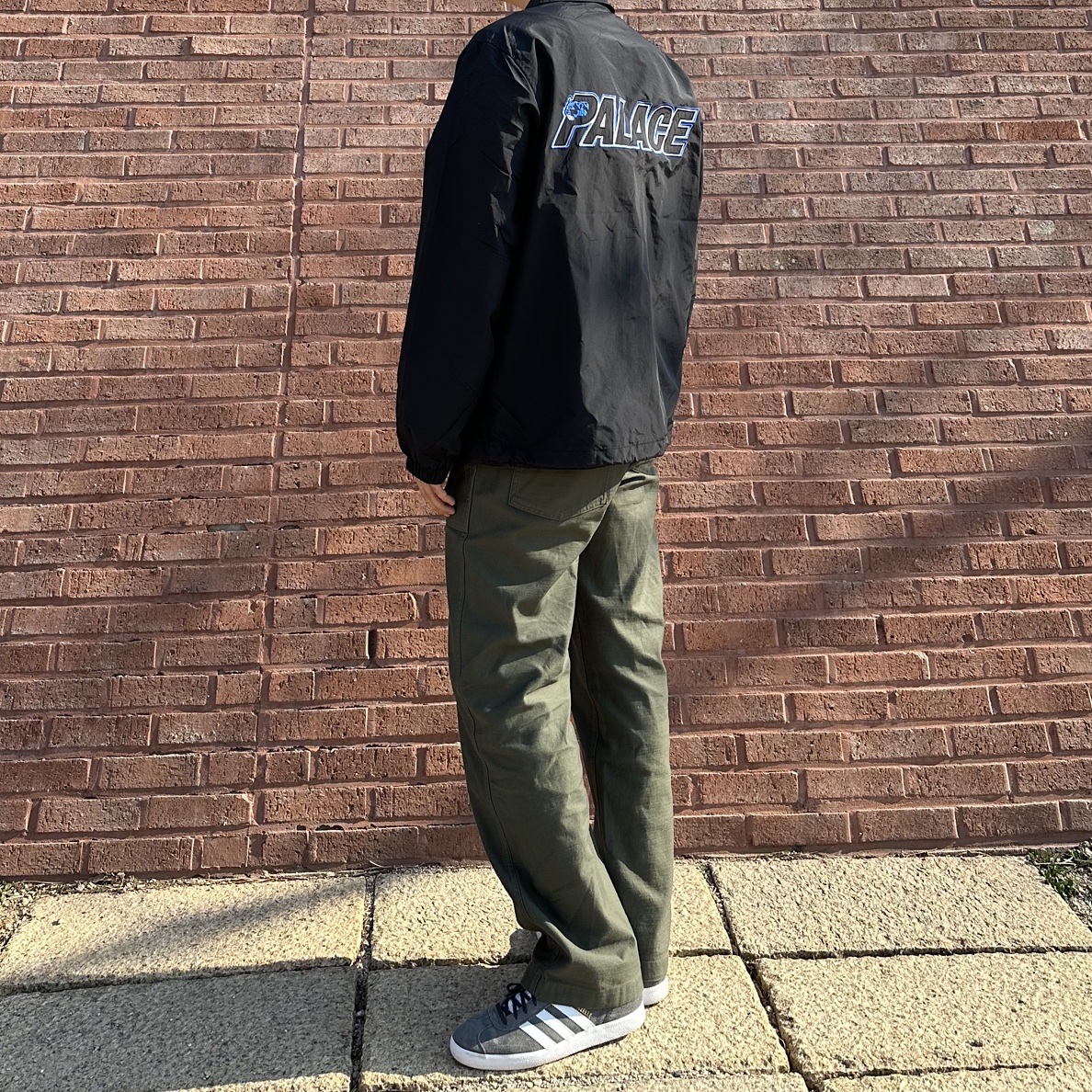 Palace Panther Coach Jacket Black - 23SS, Adidas Gazelle Solid Grey 착용 스타일 - 1