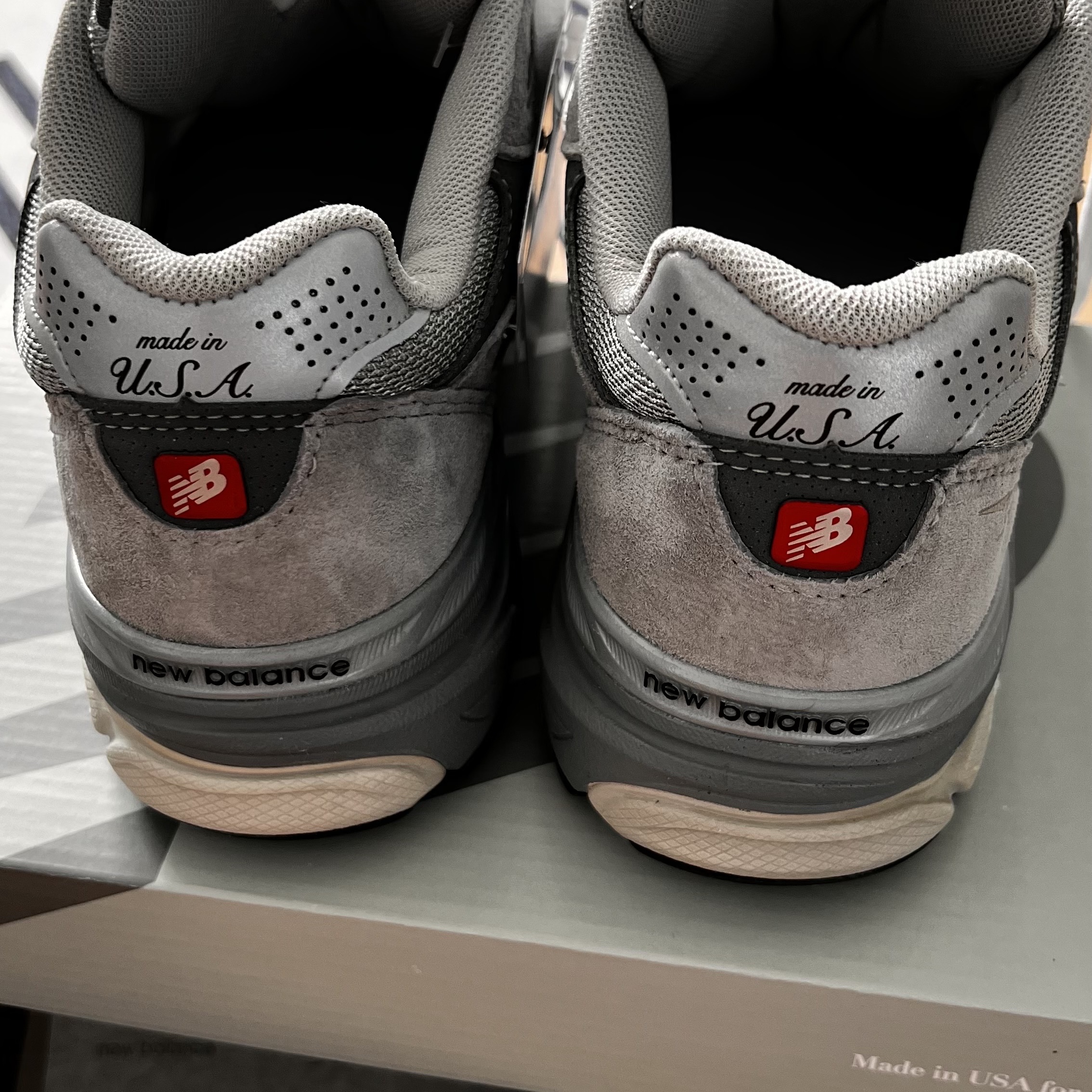 New Balance 990v3 Made in USA Grey - D Standard 착용 스타일 - 3