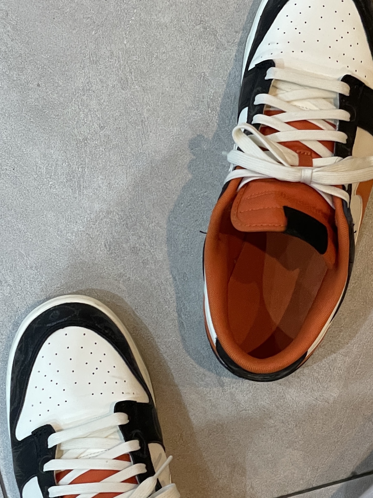 Nike Dunk Low Retro PRM Halloween 착용 스타일 - 1