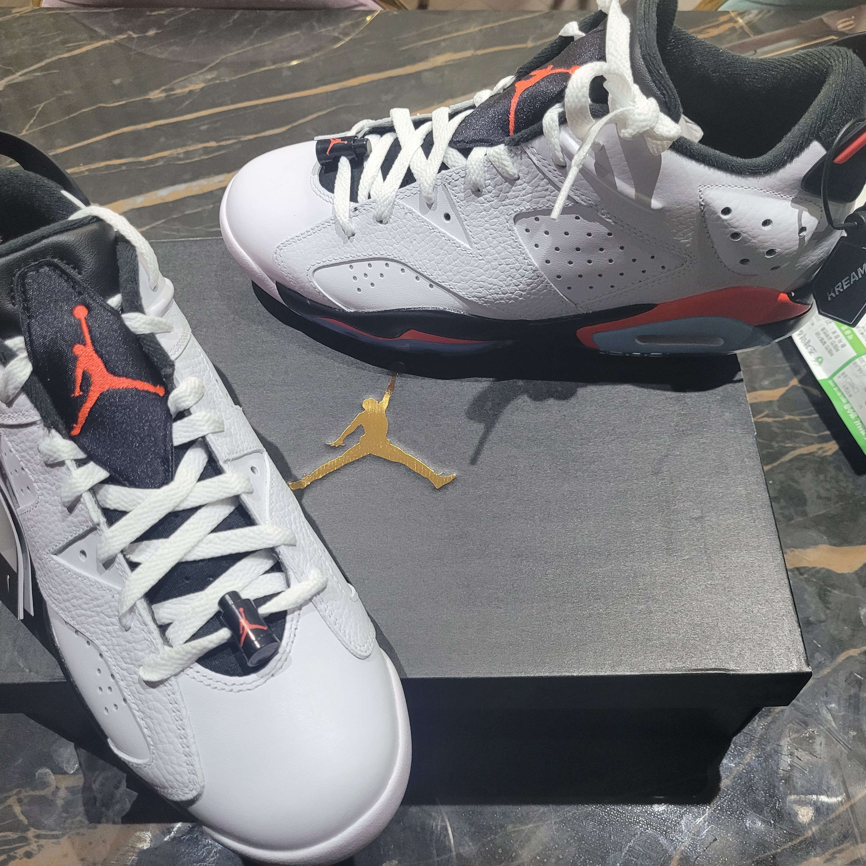 Jordan 6 Retro Low Golf White Infrared 23 착용 스타일 - 2