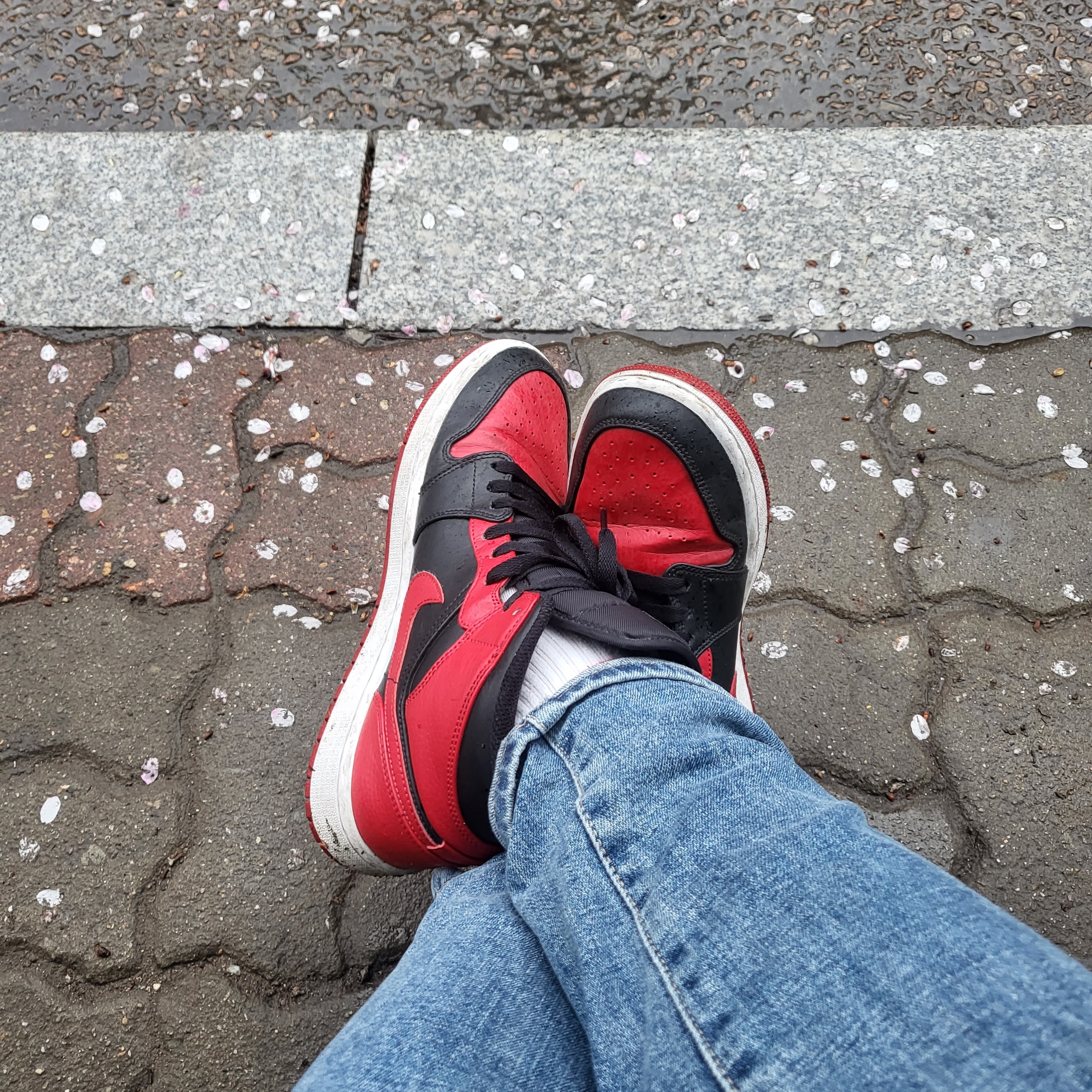 Jordan 1 Mid Bred Banned 2020 착용 스타일 - 2