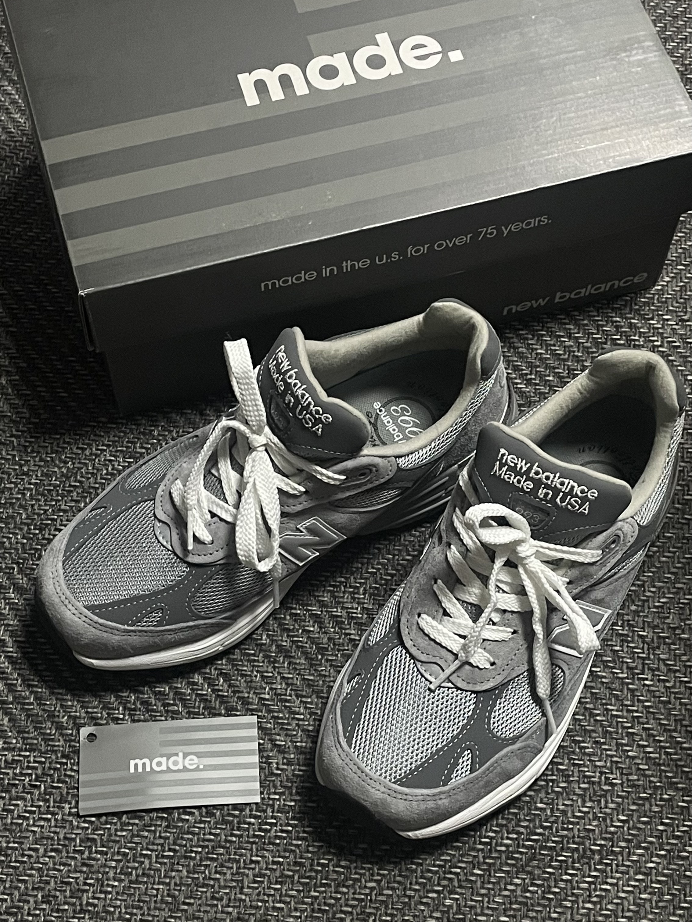 (W) New Balance 993 Made in USA Grey - D Wide 착용 스타일