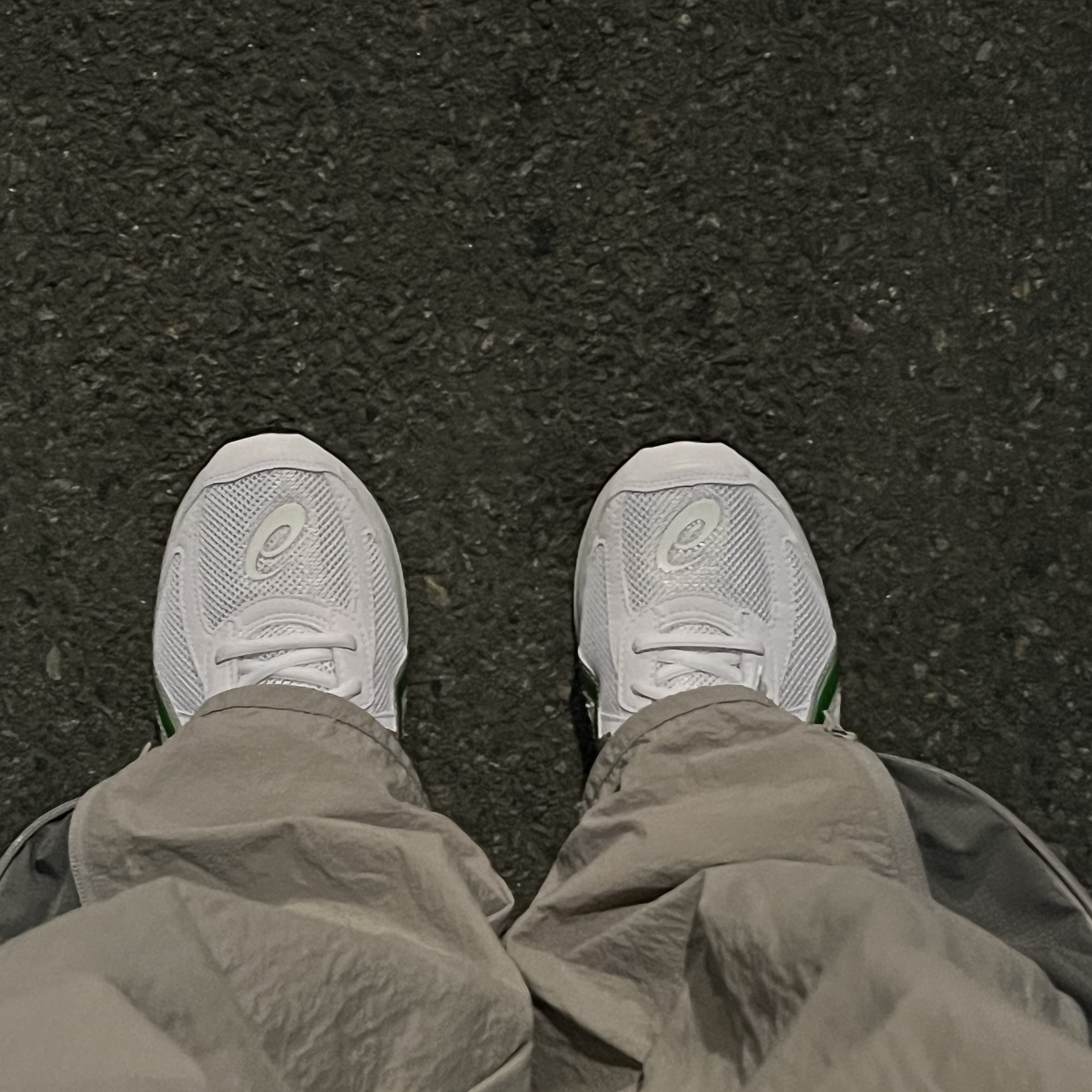 Asics Jog 100 S White Green - 2E Wide 착용 스타일