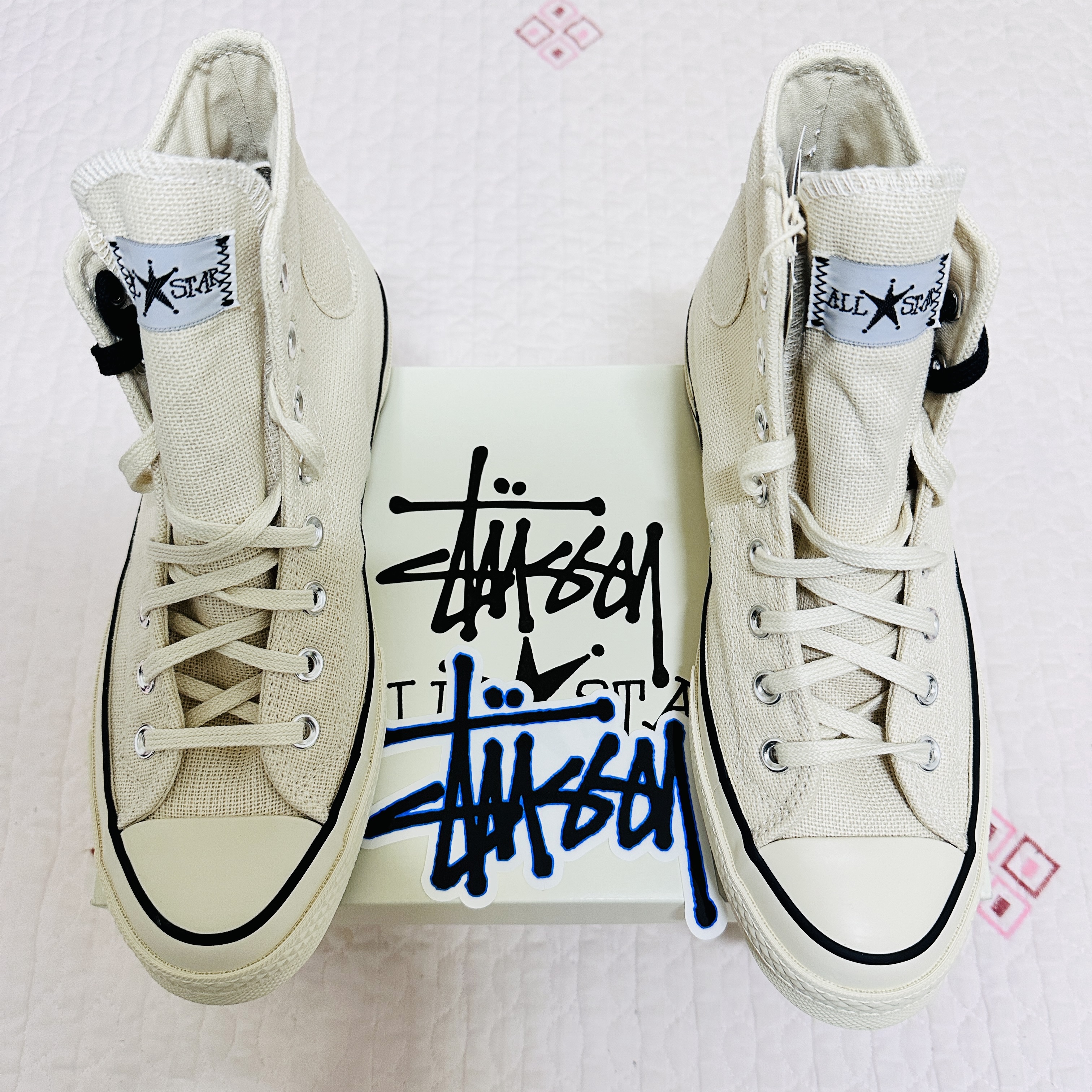 Converse x Stussy Chuck 70 High Natural Ivory 착용 스타일 - 3