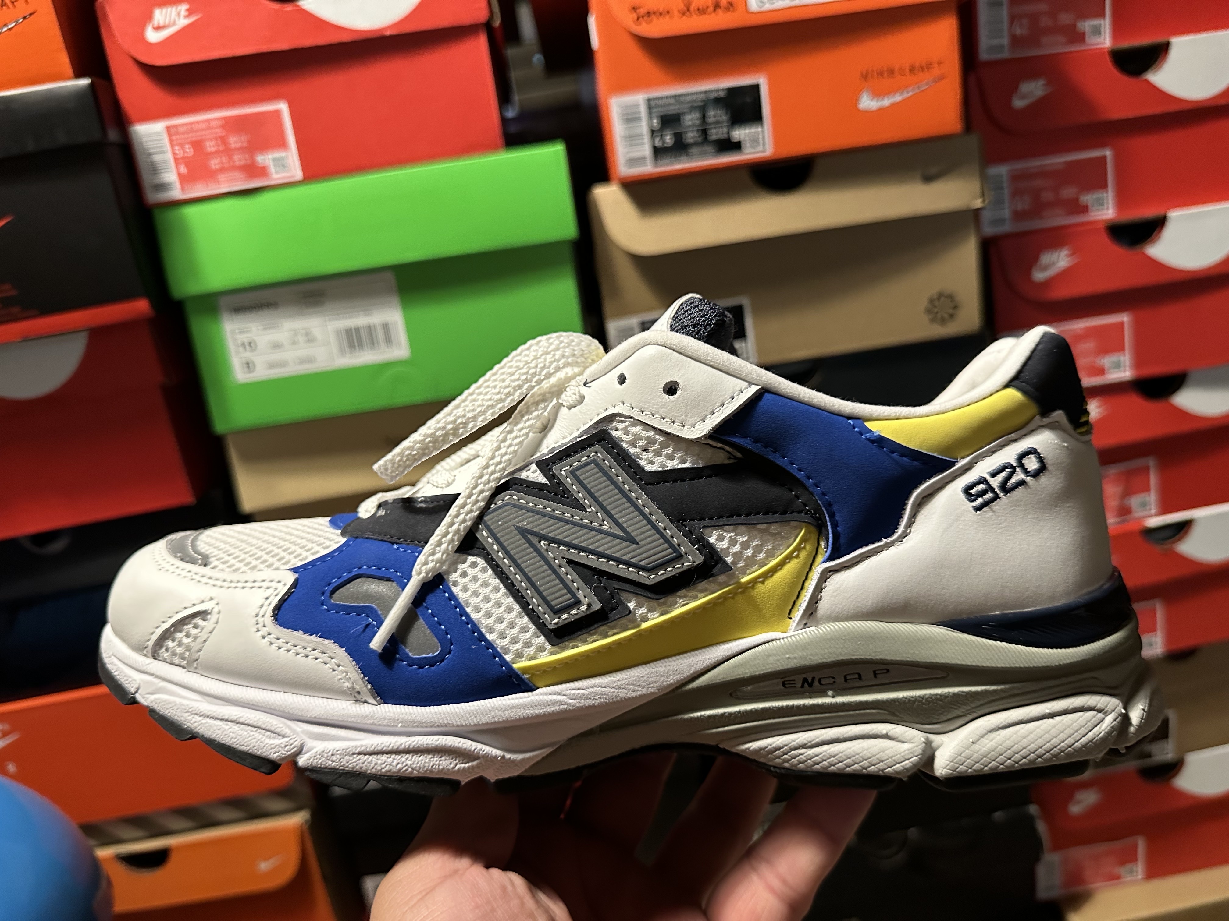 New Balance 920 Made in UK 40th Anniversary White 착용 스타일 - 4