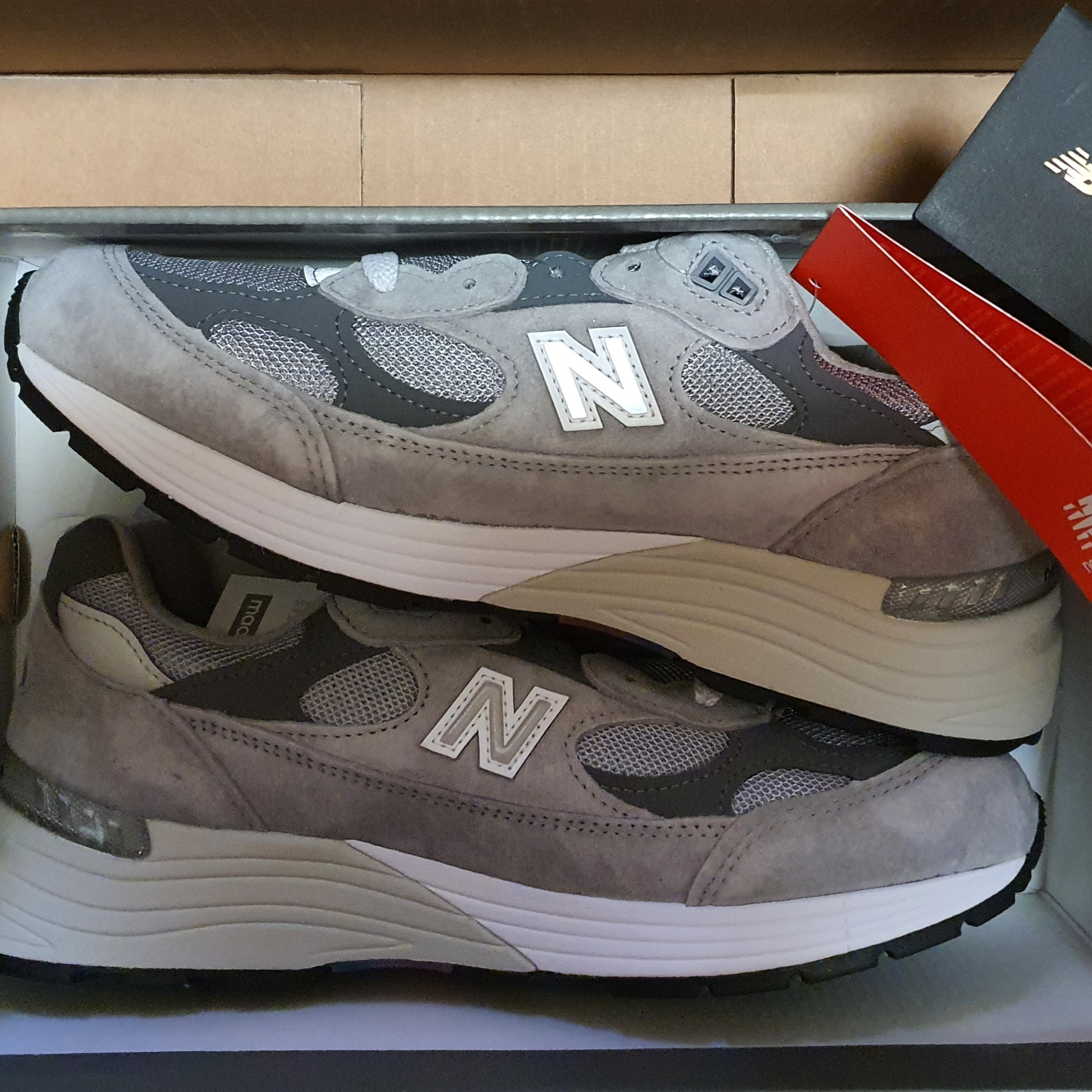 New Balance 992 Made in USA Grey - D Standard 착용 스타일