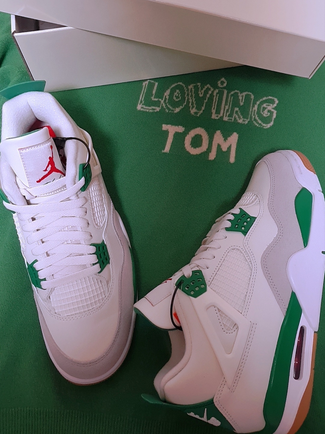 Jordan 4 x Nike SB Retro SP Pine Green 착용 스타일 - 1