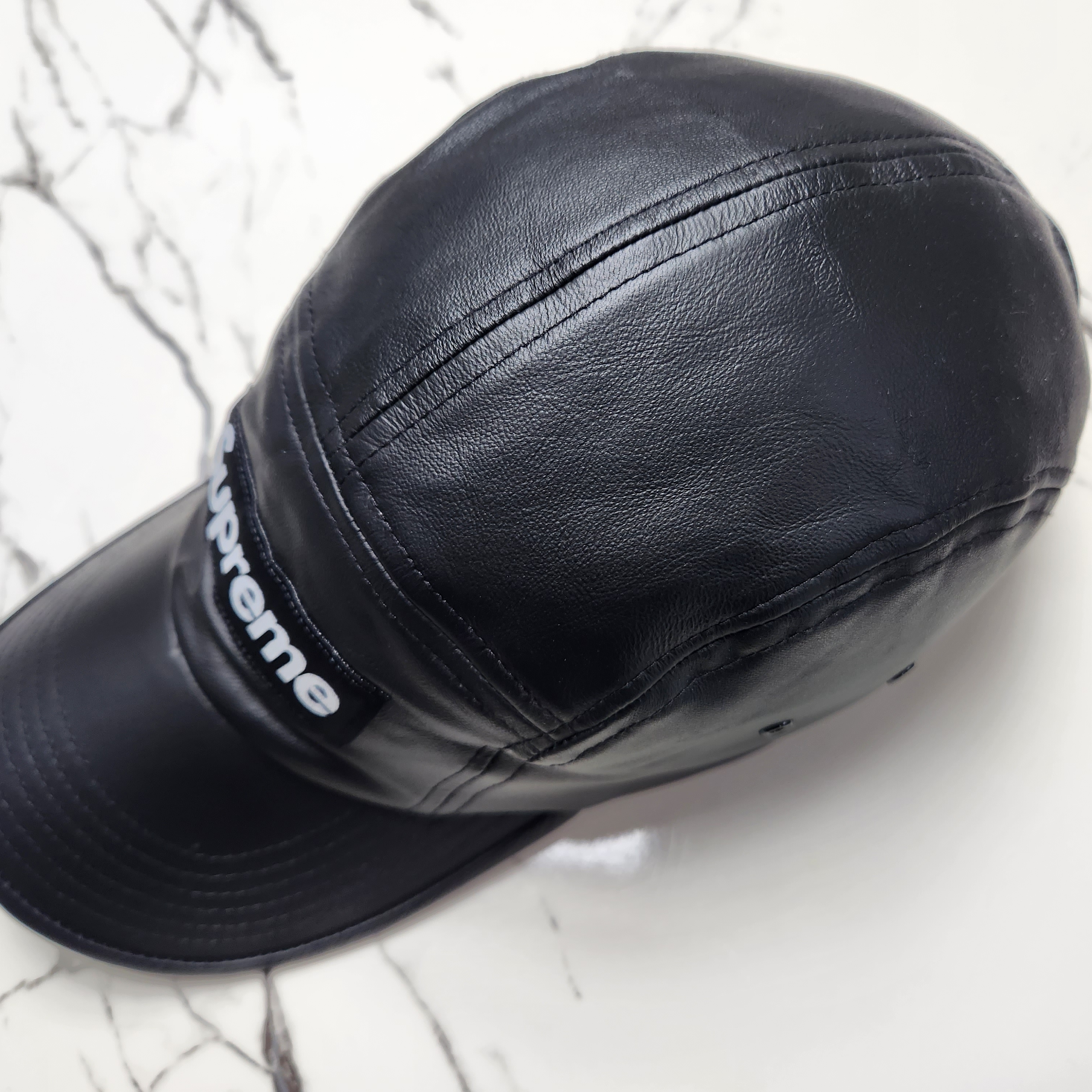 Supreme Leather Camp Cap Black - 21SS 착용 스타일 - 2