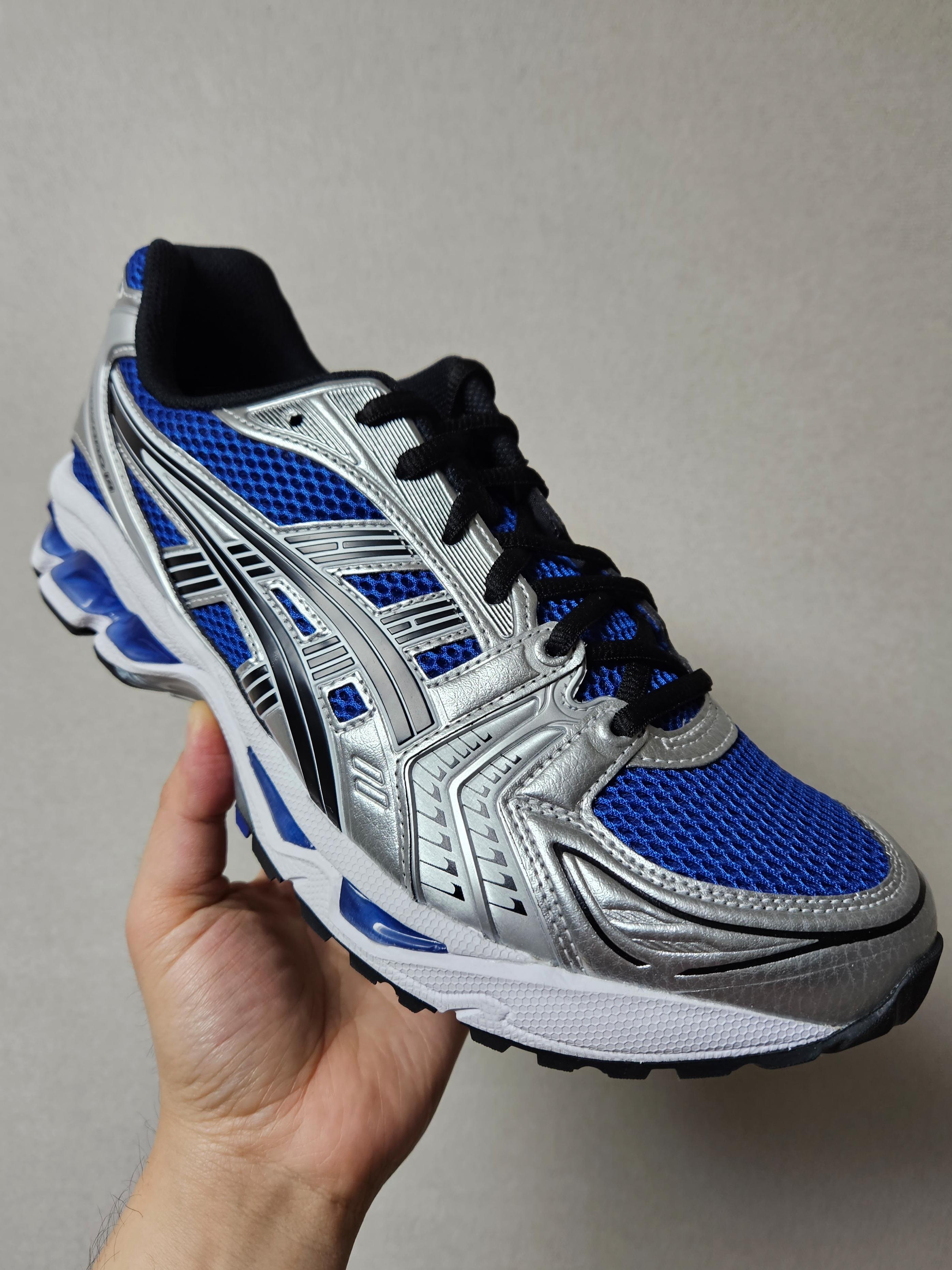 Asics Gel-Kayano 14 Monaco Blue Black 착용 스타일 - 1