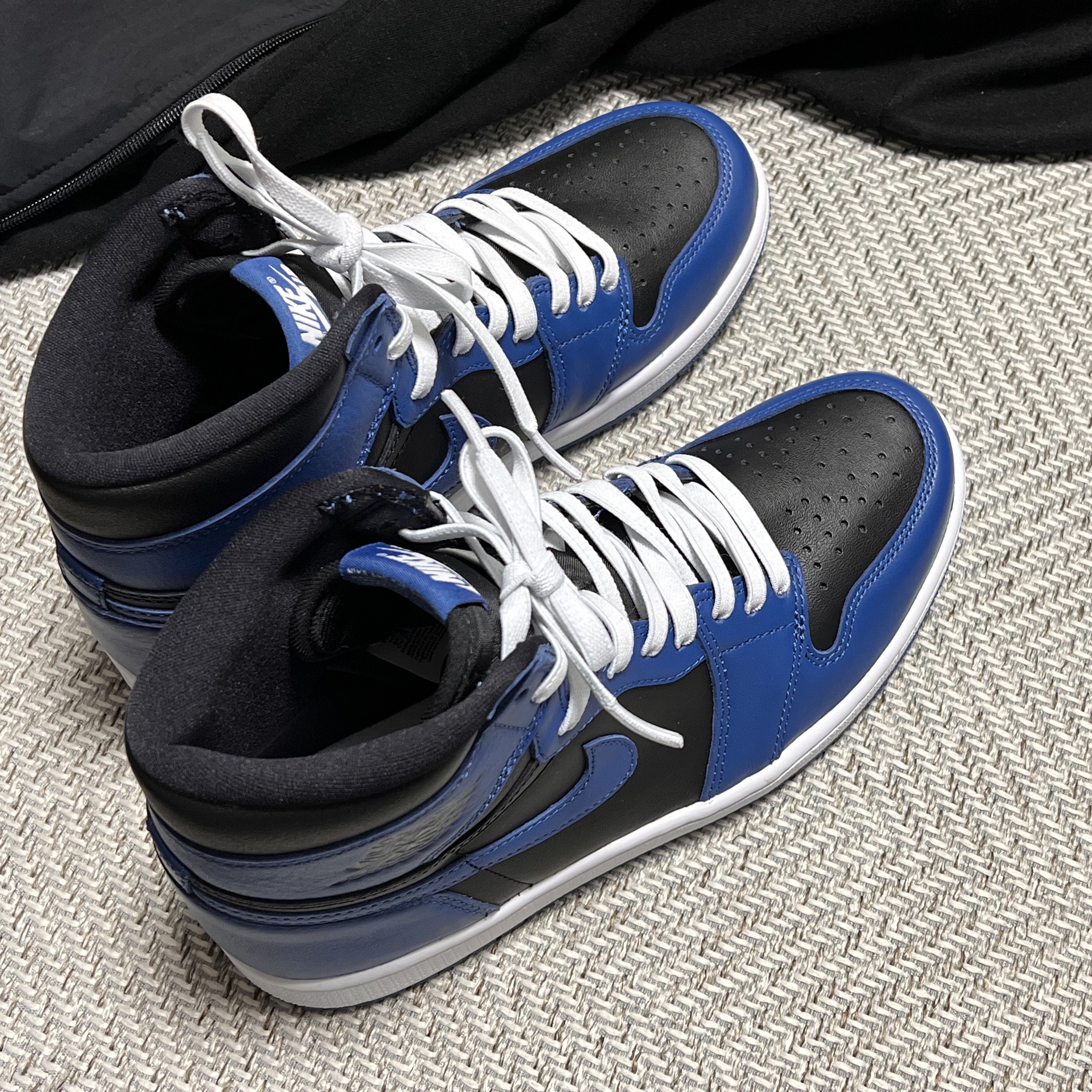 Jordan 1 Retro High OG Dark Marina Blue 착용 스타일