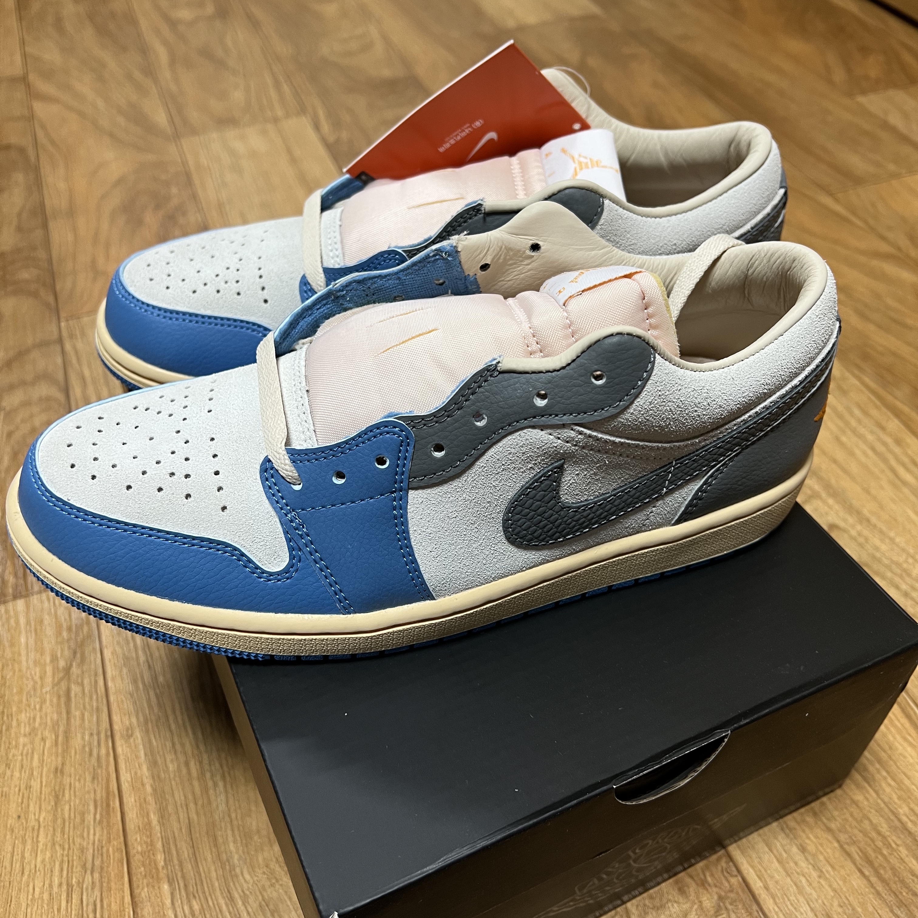 Jordan 1 Low SE Tokyo 96 착용 스타일 - 1