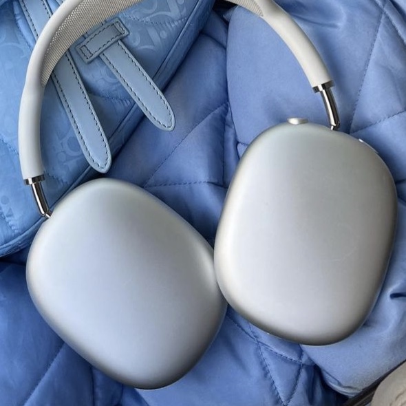 Apple AirPods Max Lightning Silver (Korean Ver.) 착용 스타일