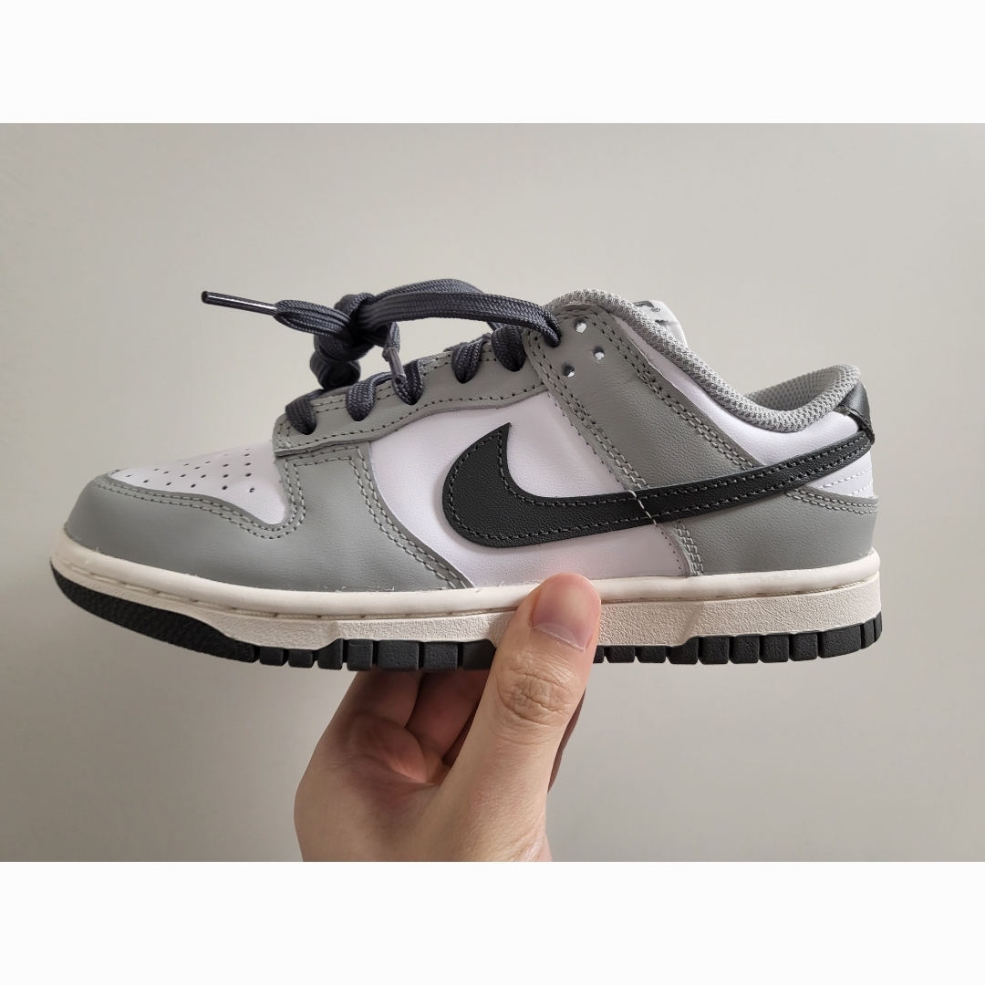 (W) Nike Dunk Low Light Smoke Grey 착용 스타일