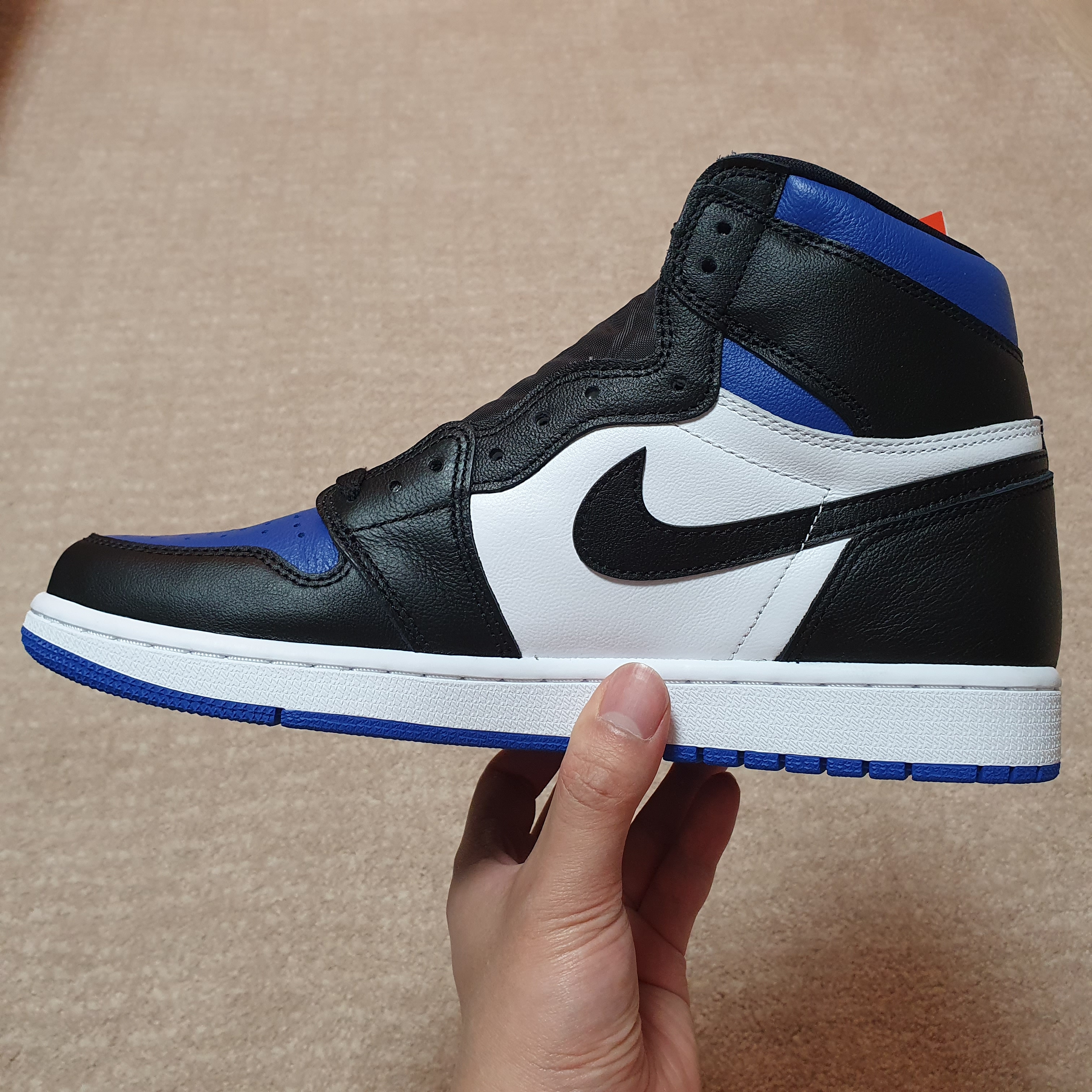 Jordan 1 Retro High OG Royal Toe 착용 스타일 - 2