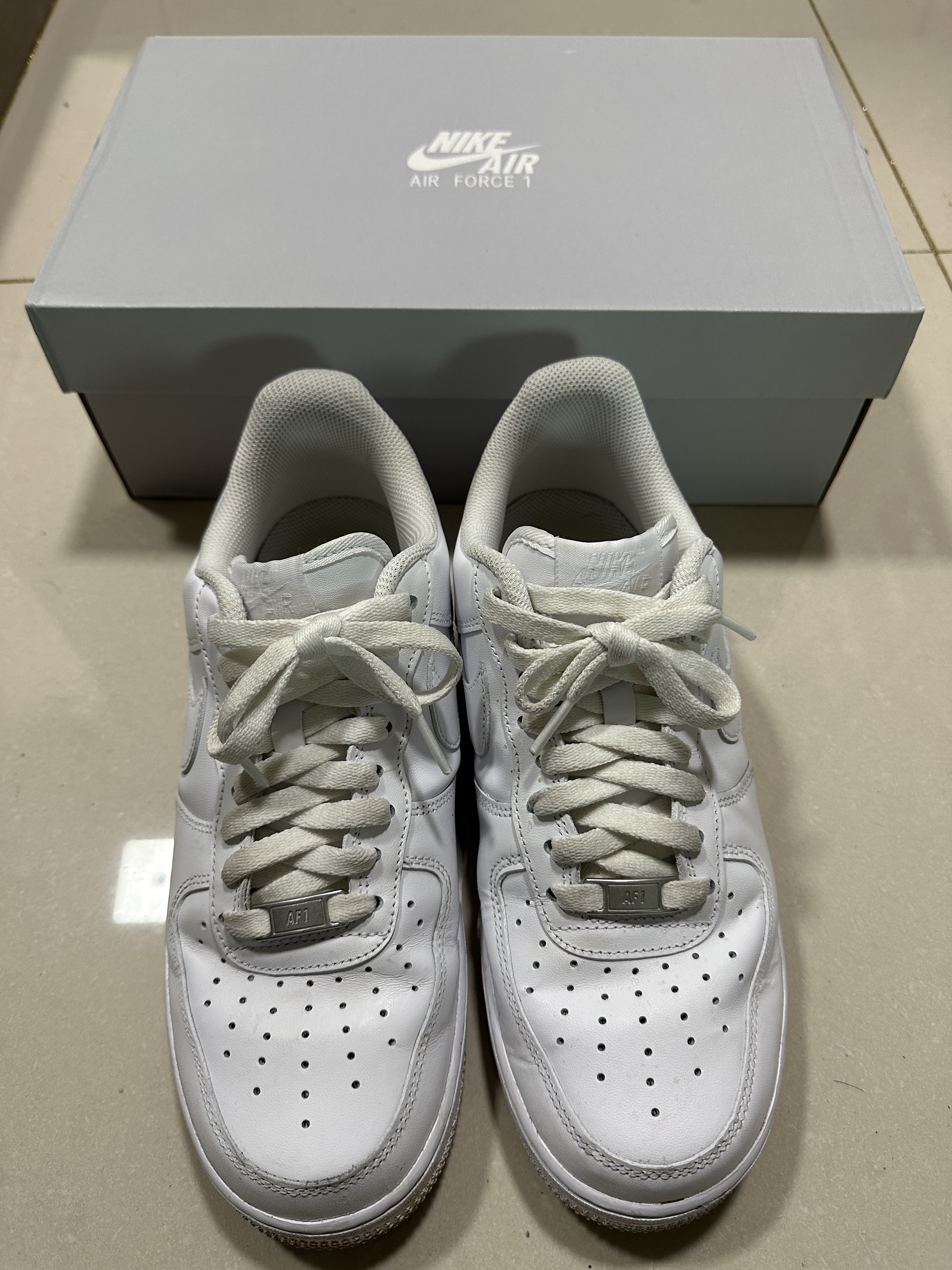 Nike Air Force 1 '07 Low White 착용 스타일 - 1