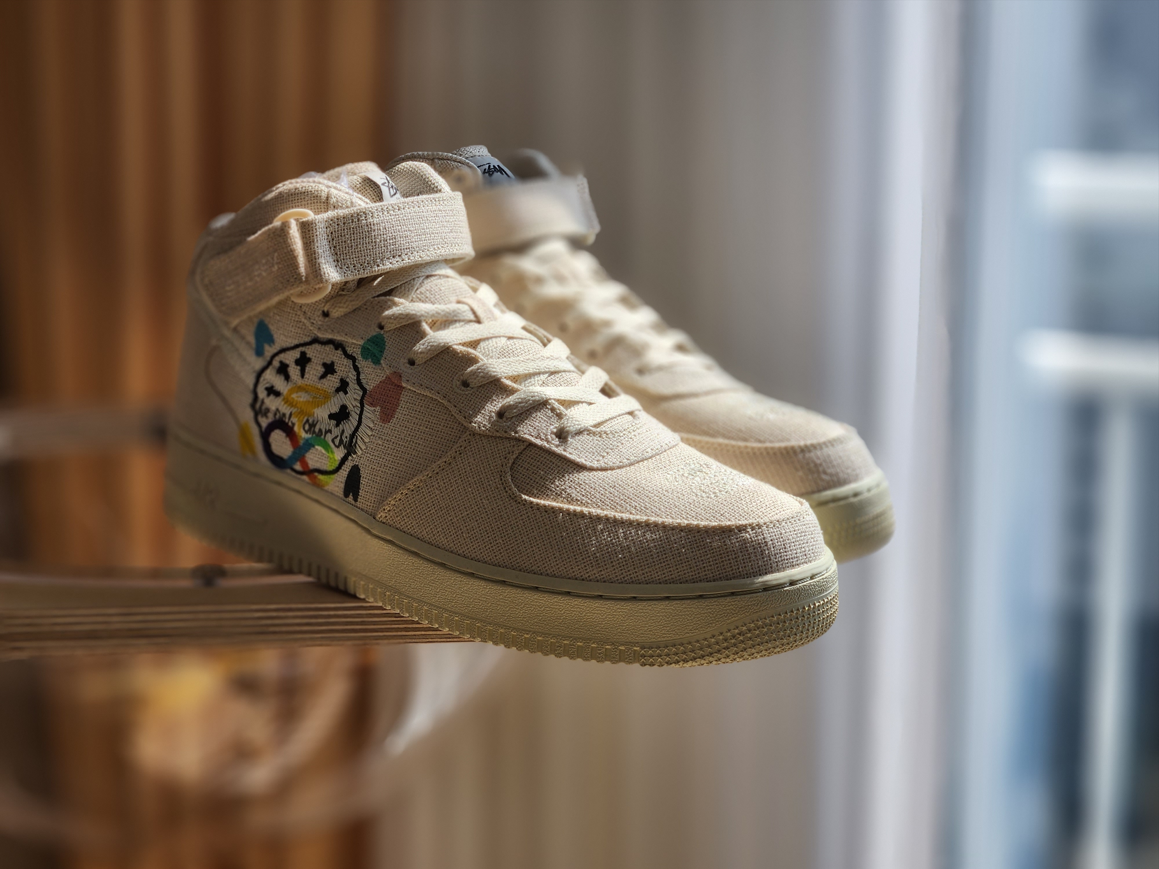 Nike x Stussy Air Force 1 '07 Mid SP Fossil 착용 스타일