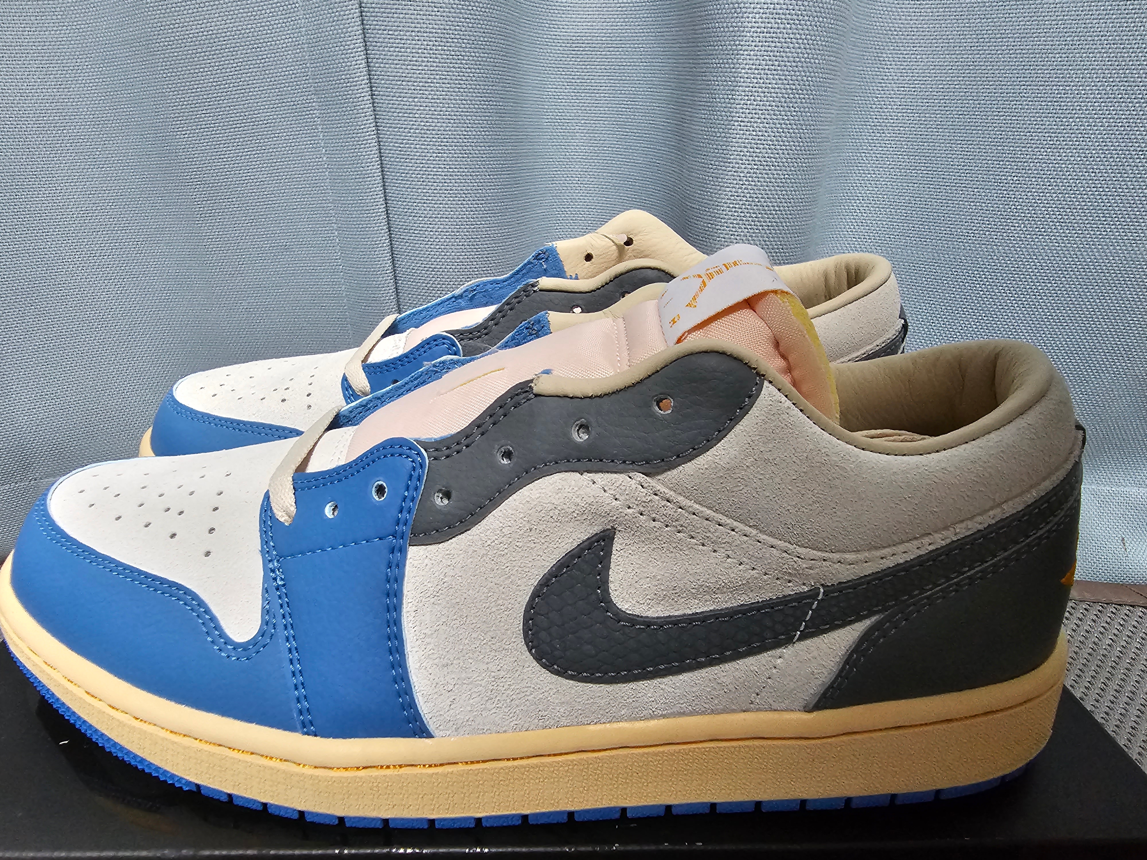 Jordan 1 Low SE Tokyo 96 착용 스타일