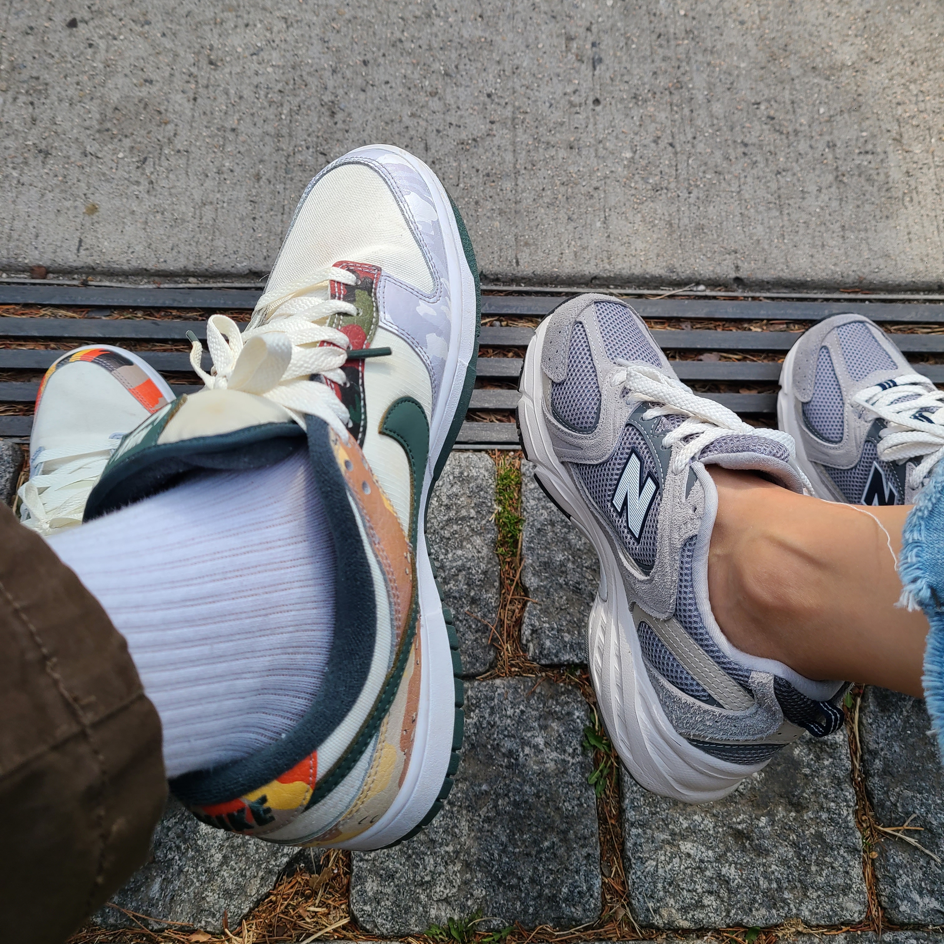 Nike Dunk Low SE Sail Multi Camo, New Balance 530 Gray 착용 스타일