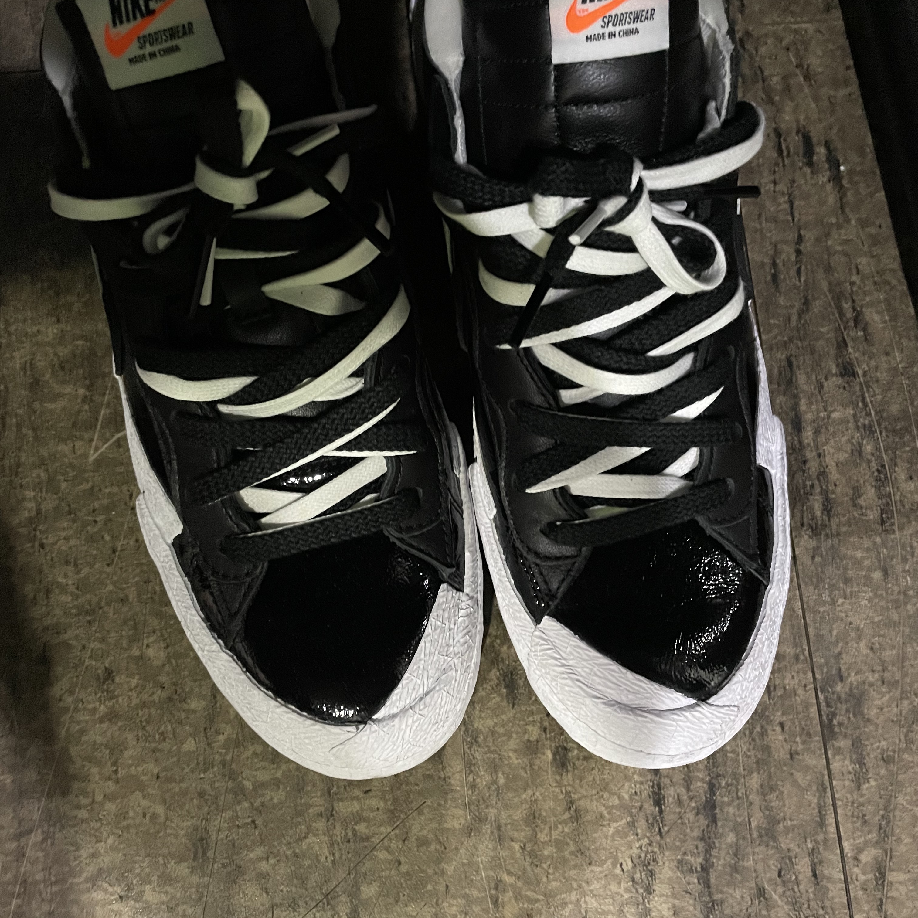 Nike x Sacai Blazer Low Black Patent Leather 착용 스타일