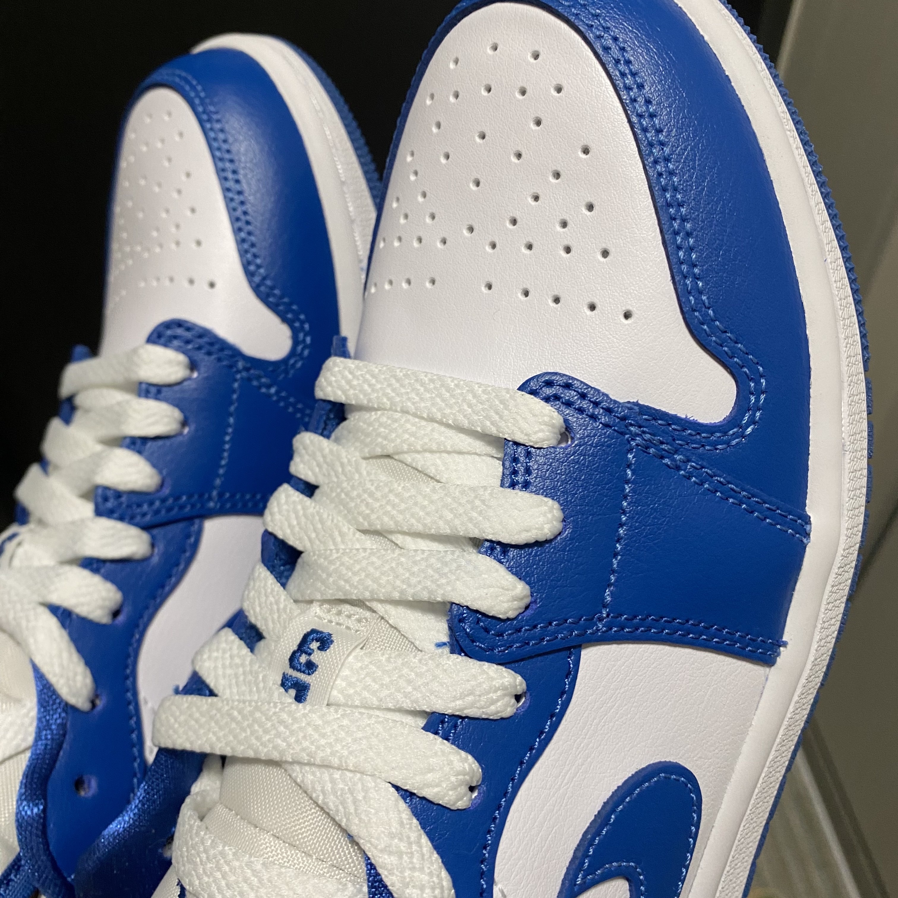 (W) Jordan 1 Low White Dark Marina Blue 착용 스타일