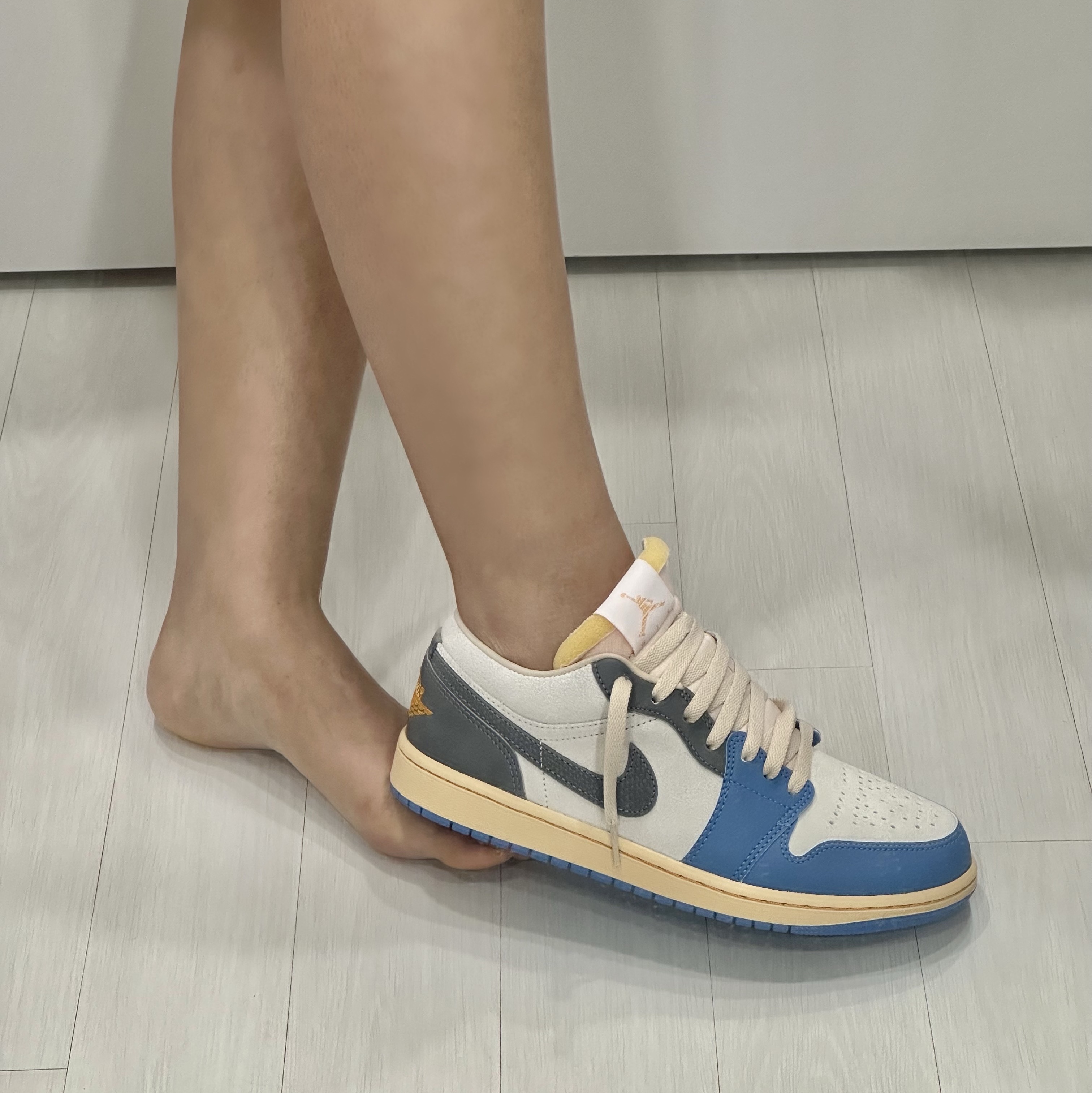 Jordan 1 Low SE Tokyo 96 착용 스타일