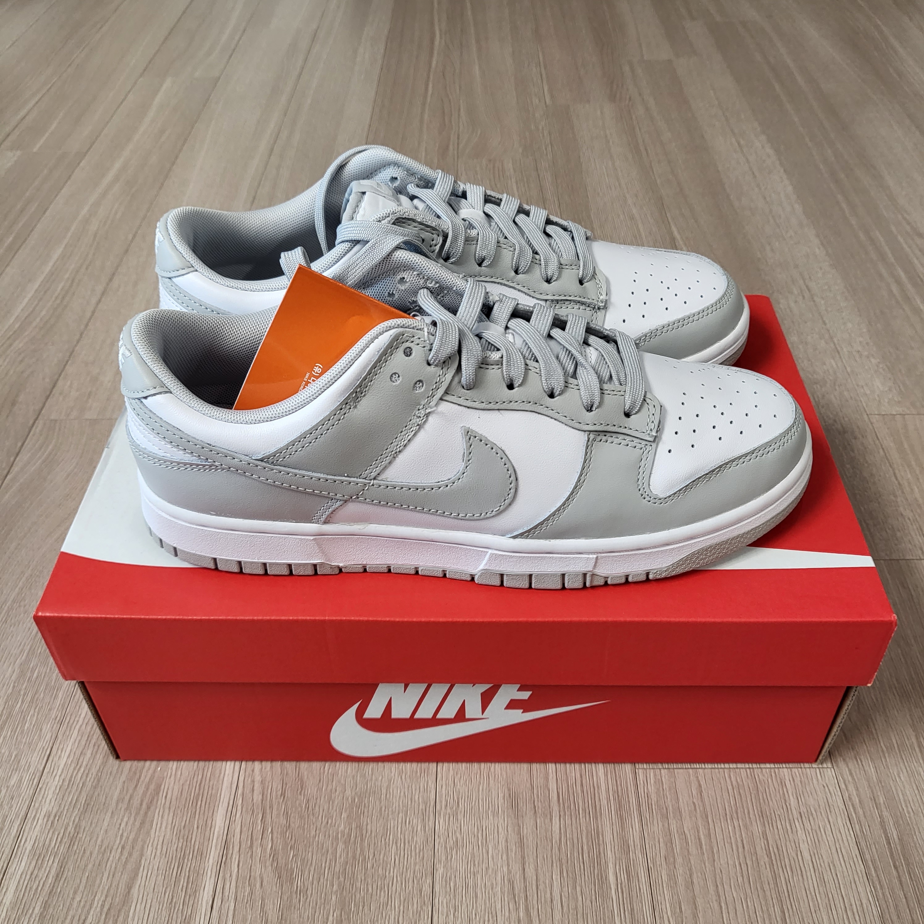 Nike Dunk Low Retro Grey Fog 착용 스타일