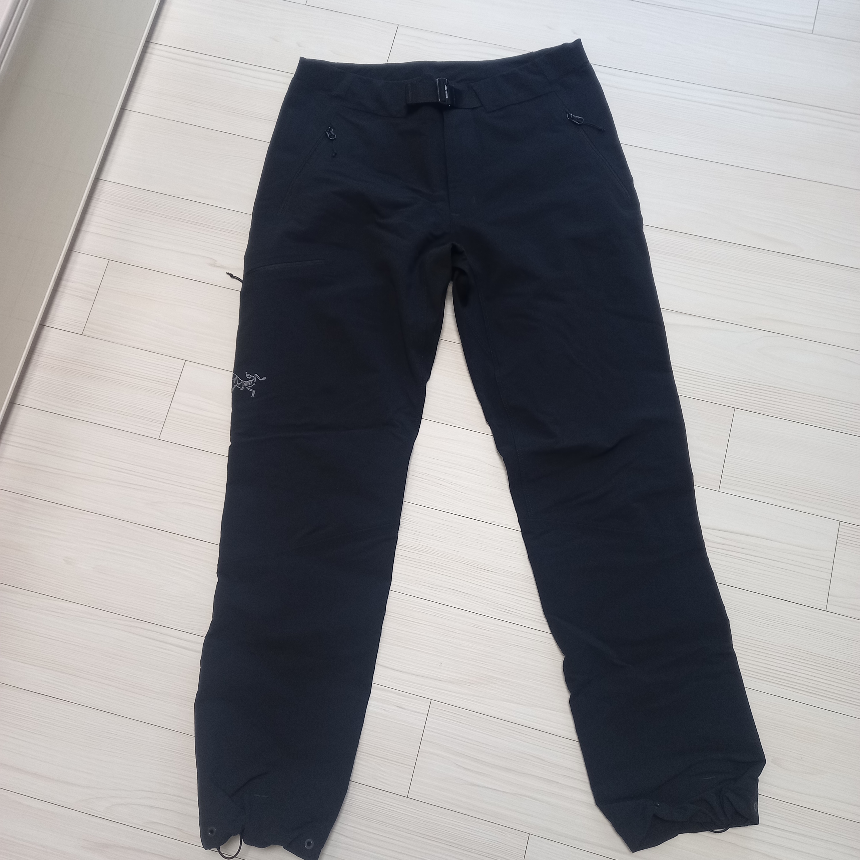 Arc'teryx Gamma LT Pants Black, Arc'teryx Gamma Pants Black 착용 스타일
