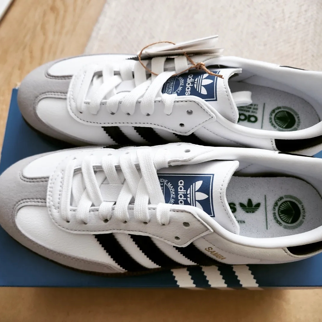 Adidas Samba Vegan White Black 착용 스타일 - 4